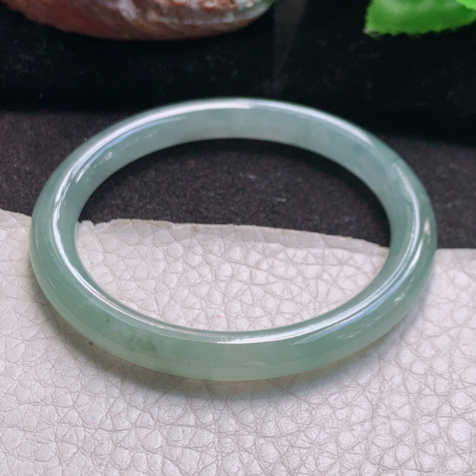 n小圈口51.5*6.8*7.2叮当镯 缅甸翡翠a货玉手镯高品质浅绿圆条美人镯