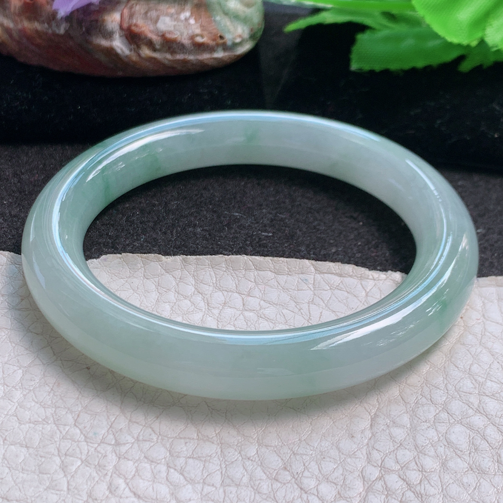 r自然光55*9.9*9.6叮当镯 缅甸翡翠a货玉手镯高品质冰飘花圆条玉手环