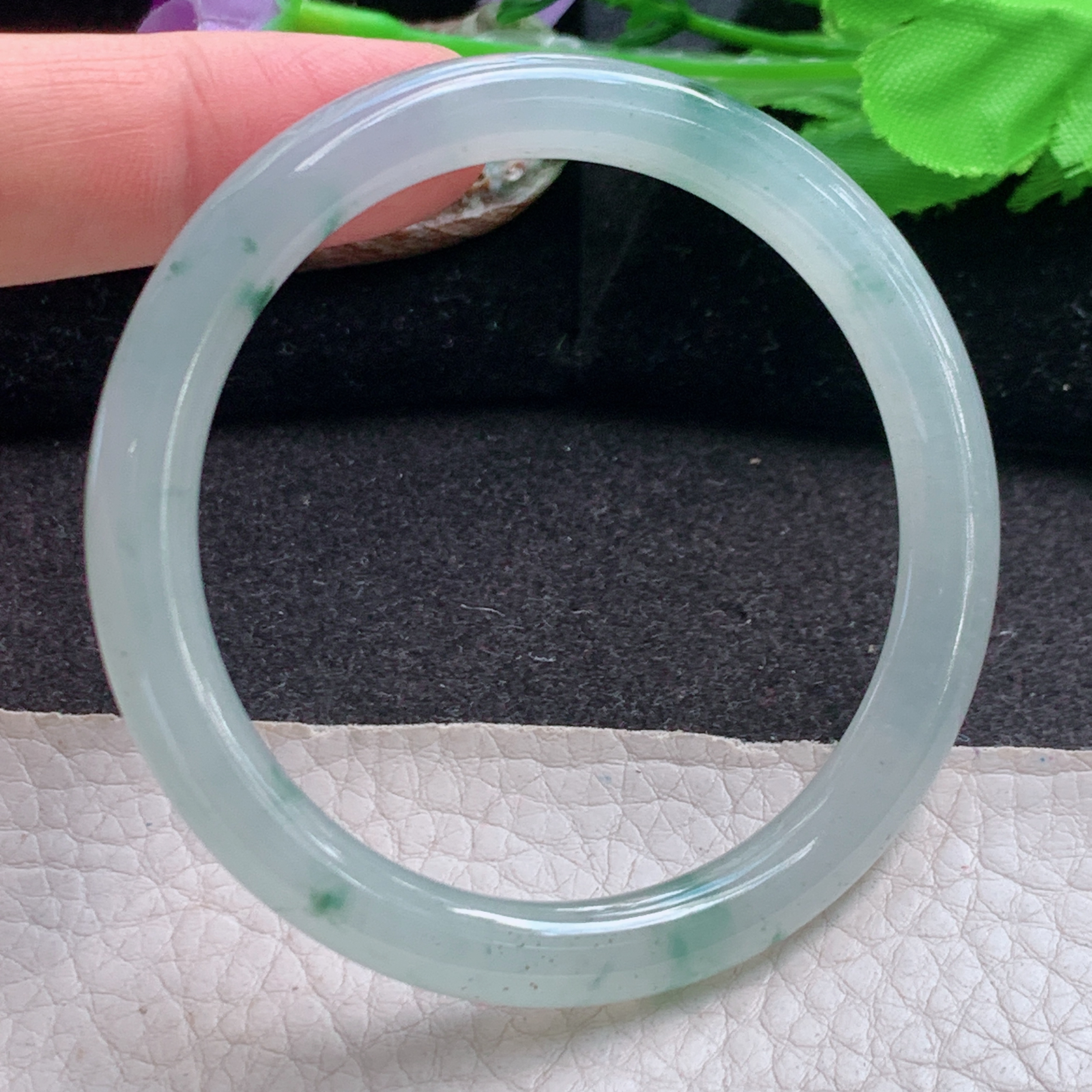 r自然光53.5*6.8*7.3叮当镯 缅甸翡翠a货玉手镯高品质冰飘花圆条玉手环
