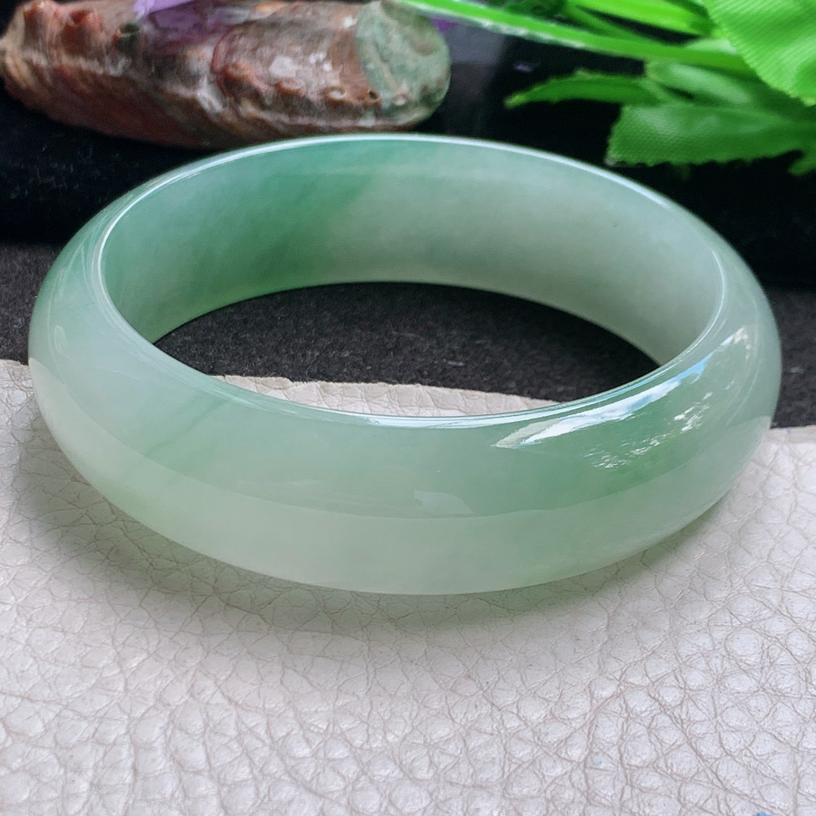 xc收藏款大圈口60*18*8.2轮胎镯 缅甸翡翠a货玉手镯高品质冰绿宽边玉手环