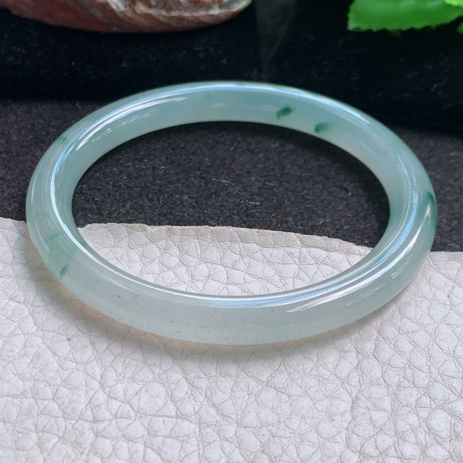 r自然光53.5*6.8*7.3叮当镯 缅甸翡翠a货玉手镯高品质冰飘花圆条玉手环