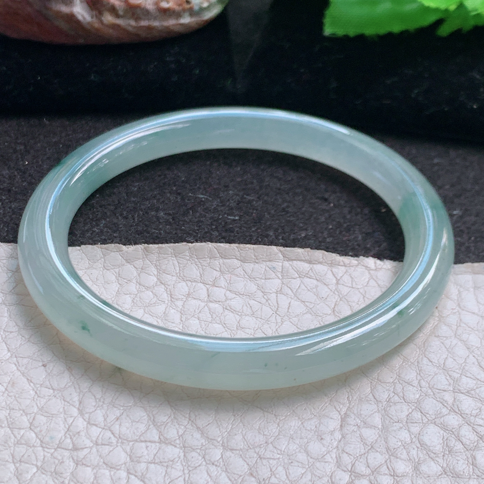 r自然光53.5*6.8*7.3叮当镯 缅甸翡翠a货玉手镯高品质冰飘花圆条玉手环