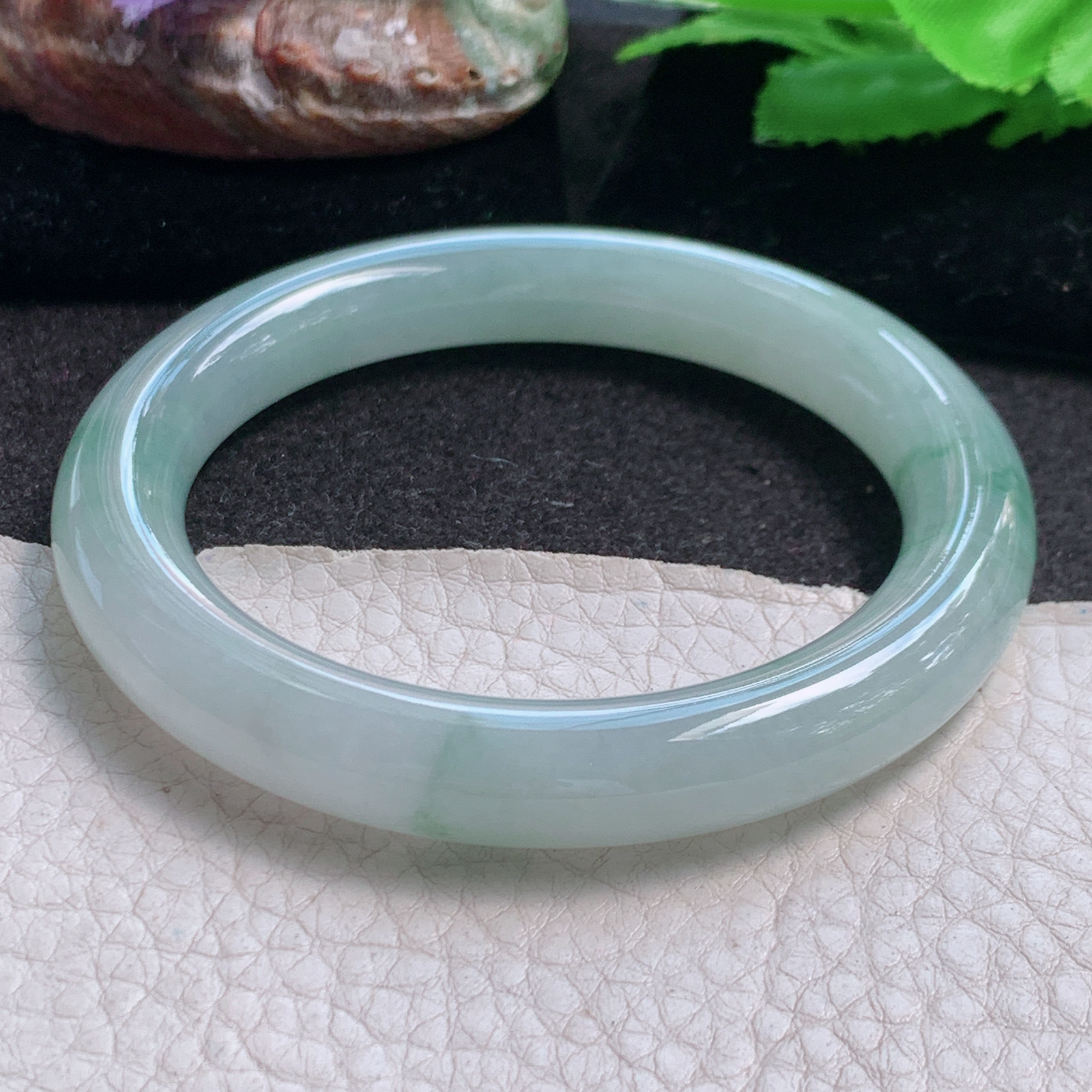 r自然光55*9.9*9.6叮当镯 缅甸翡翠a货玉手镯高品质冰飘花圆条玉手环