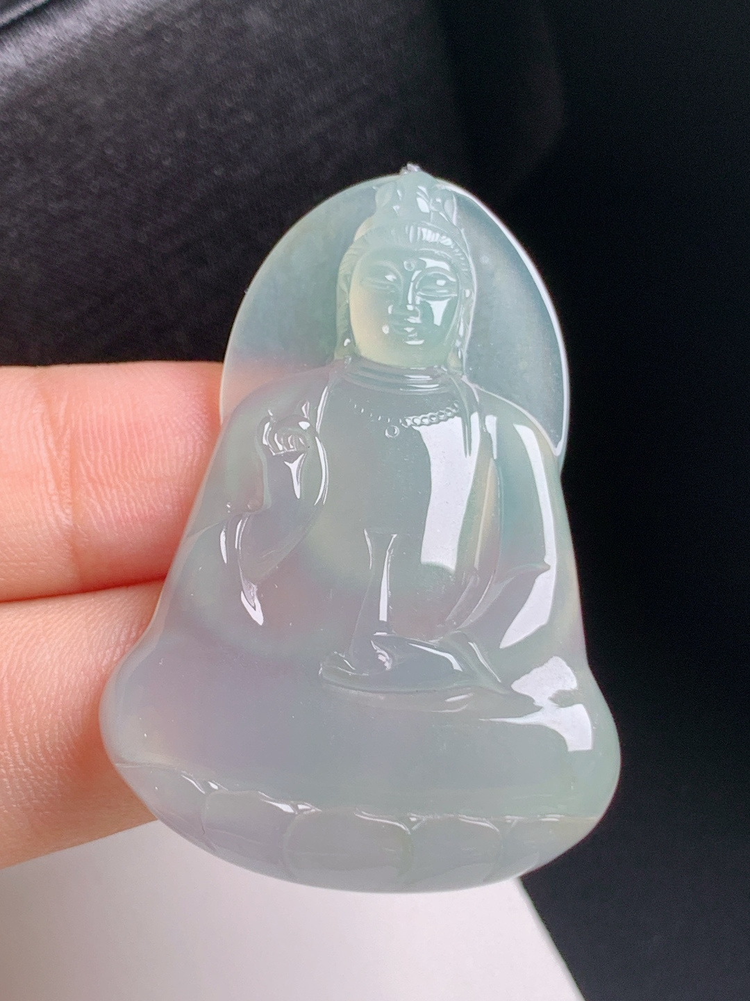 高冰晴水观音，冰润通透，胶感十足，法相端庄，平安纳福