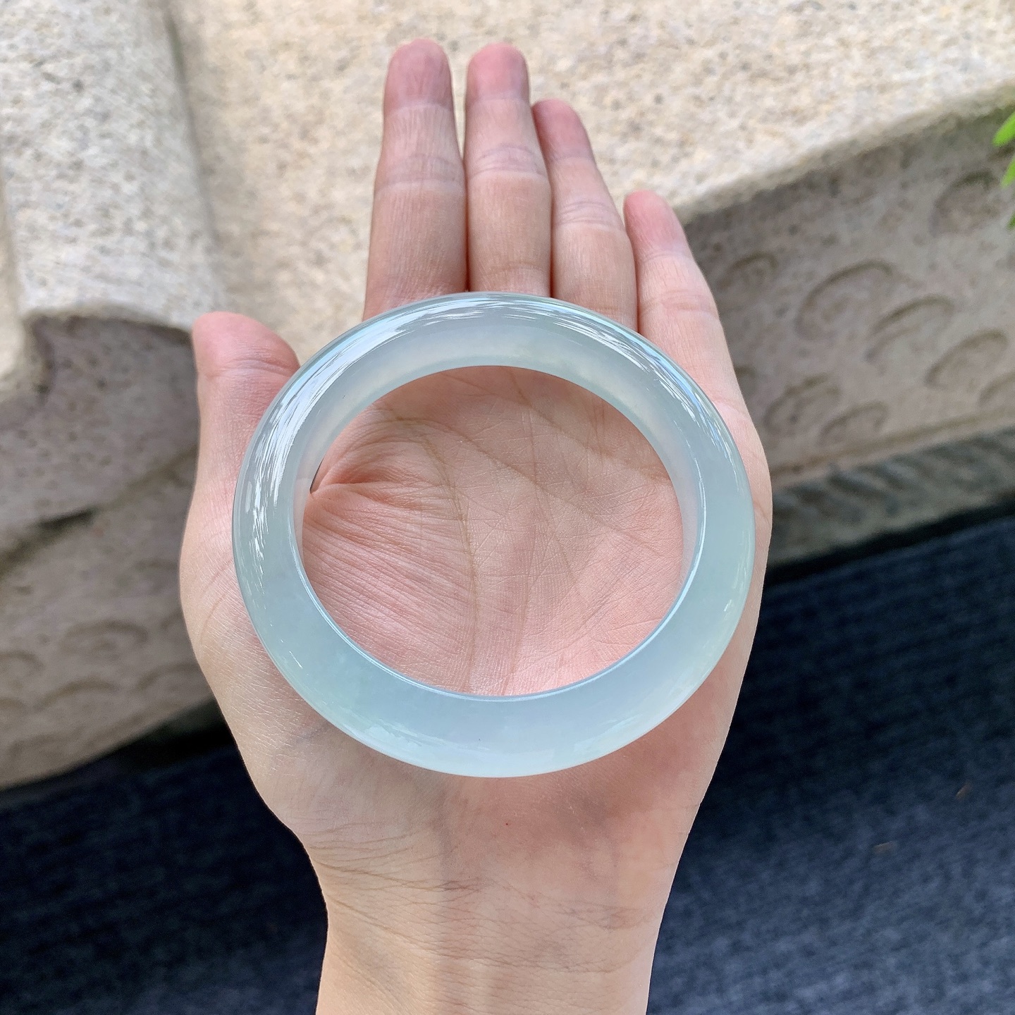 正圈55 55.5/11.8/9 A3090232 冰糯晴绿，水润，种老，细腻，打灯有棉线