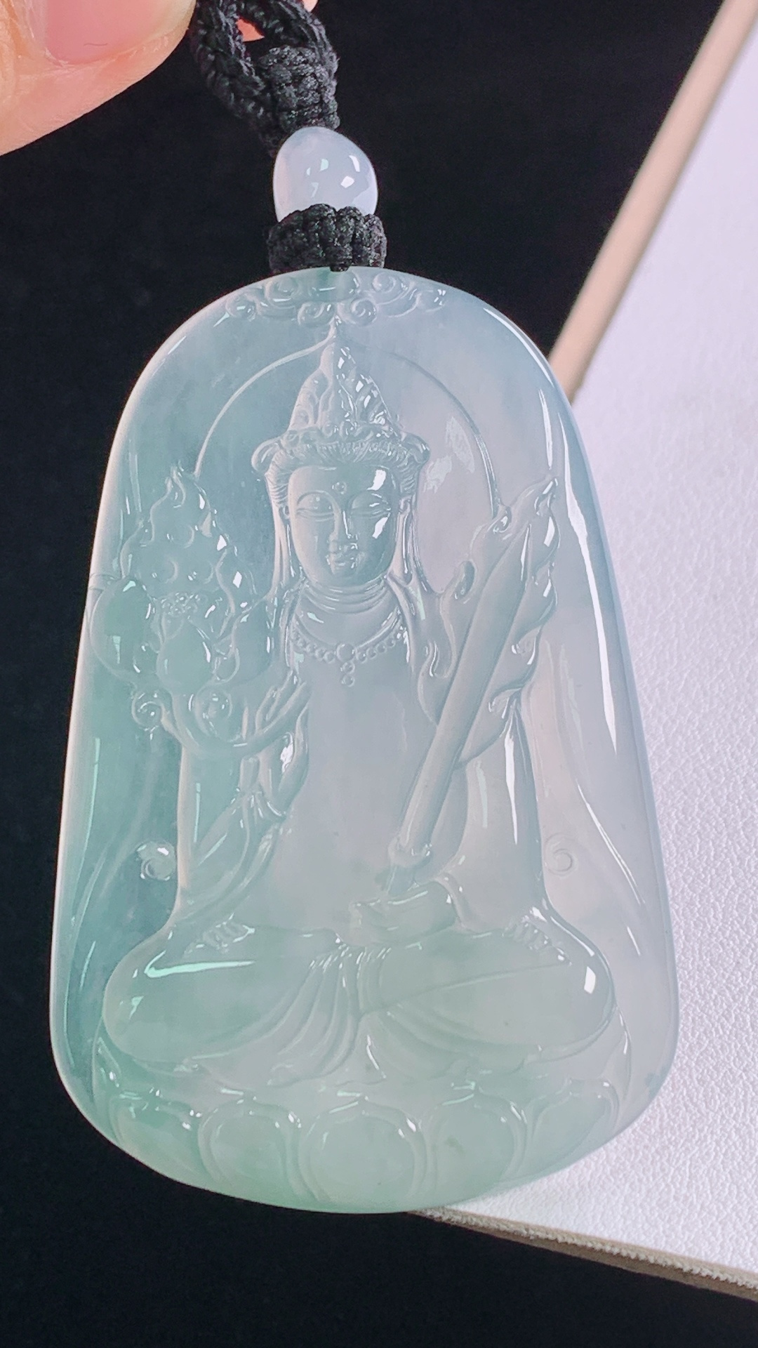 ️虚空藏菩萨，一刀切，种水，清透细腻，无裂，尺寸:65.4-43.5-5.2mm，30