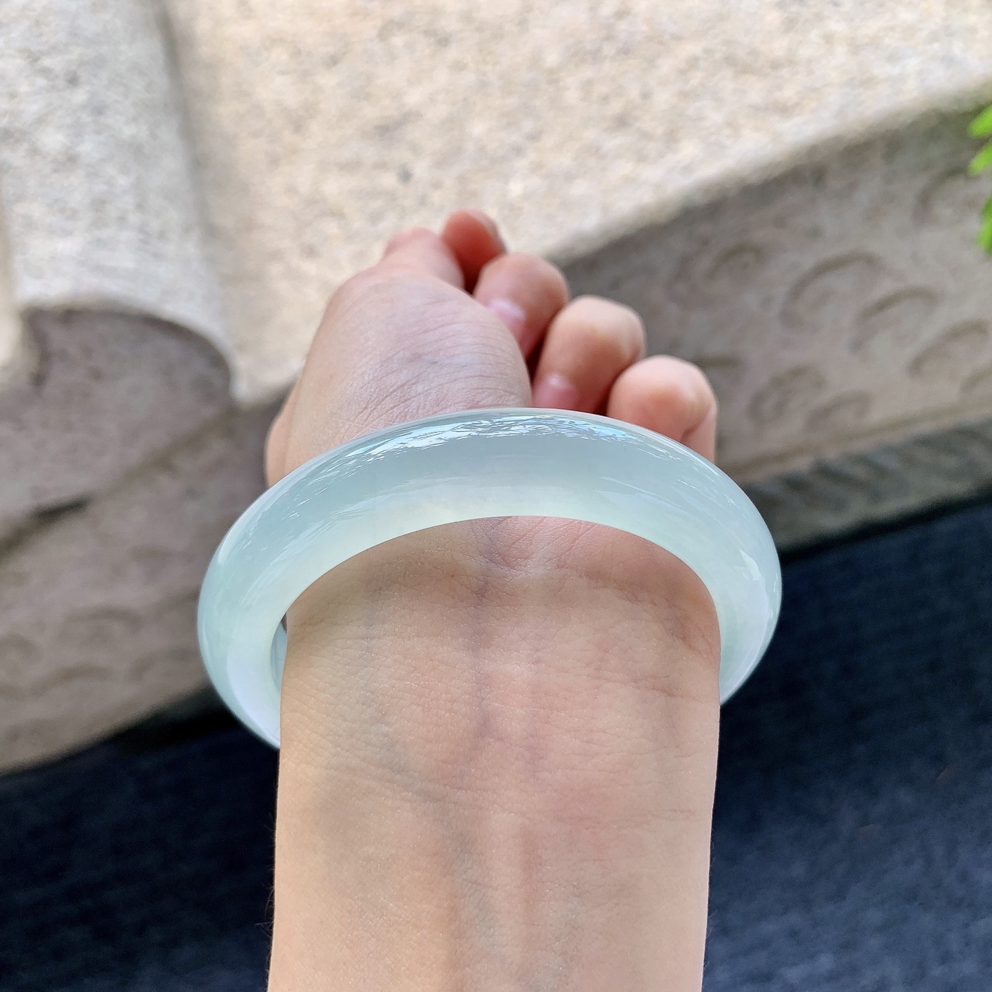 正圈55 55.5/11.8/9 A3090232 冰糯晴绿，水润，种老，细腻，打灯有棉线