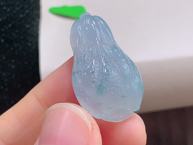 ️ 白菜，无裂，尺寸28.9-17.0-7.7mm，包A附证书