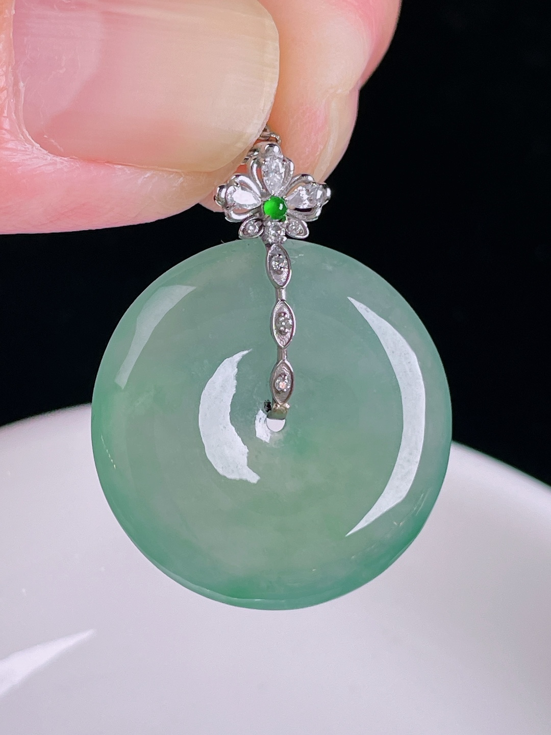 ️冰种平安扣，18k镶嵌，老种起光，细底通透，尺寸：30裸石24/4.4mm0901