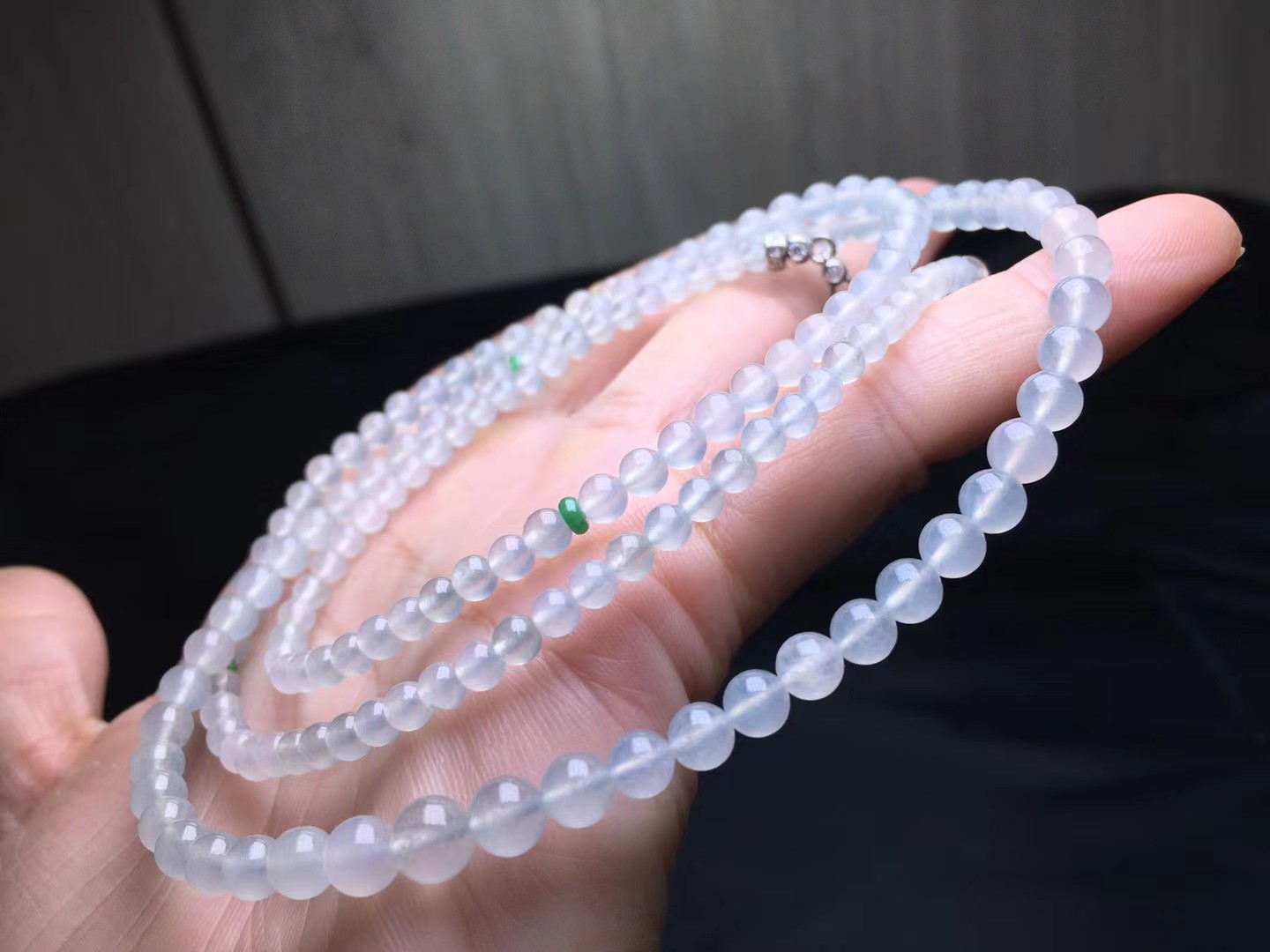 冰种珠链，卡5～3.6mm，160颗，种好，起莹，玉质细腻，均匀，颗颗精选