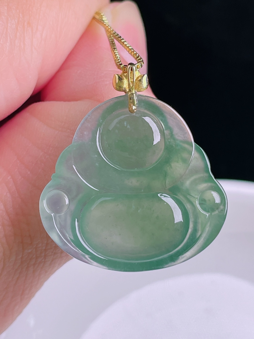 冰绿佛公，18k镶嵌，老种起光，细底通透，尺寸：30裸石24.8/27.2/6.2mm0902