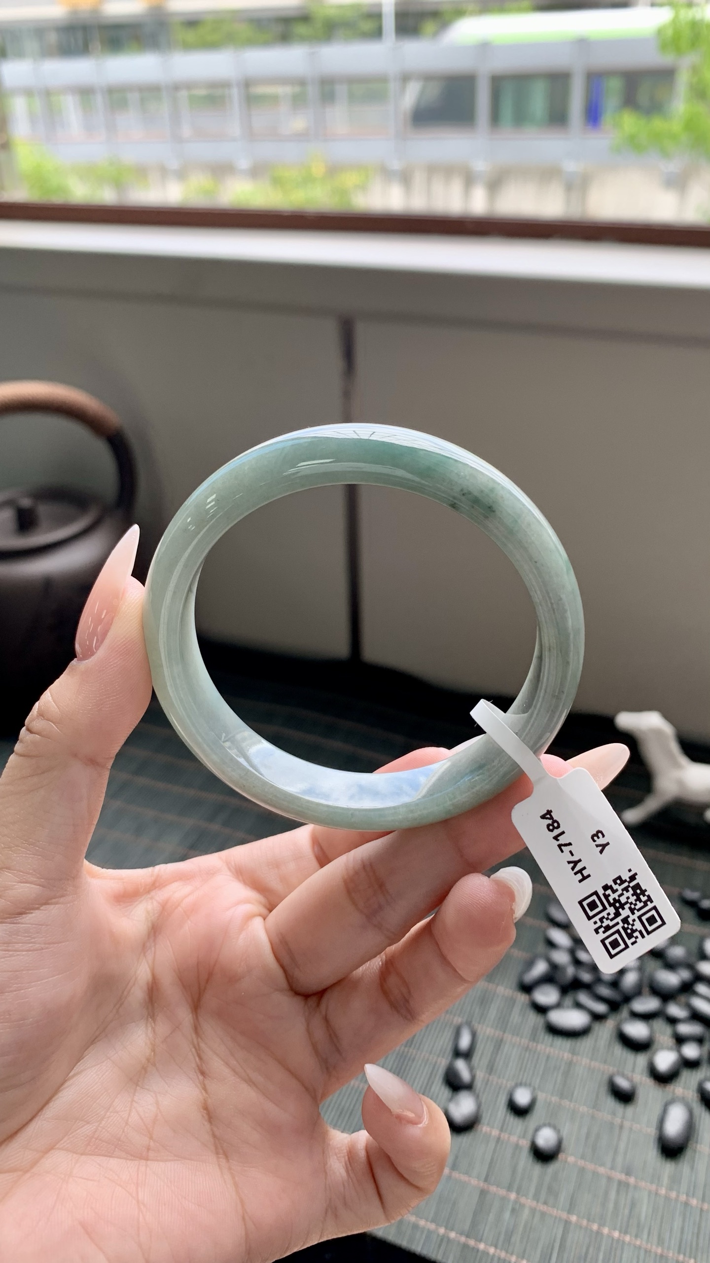 湖水绿飘花正圈成品 HY-7184 尺寸：56.5-12-7.5