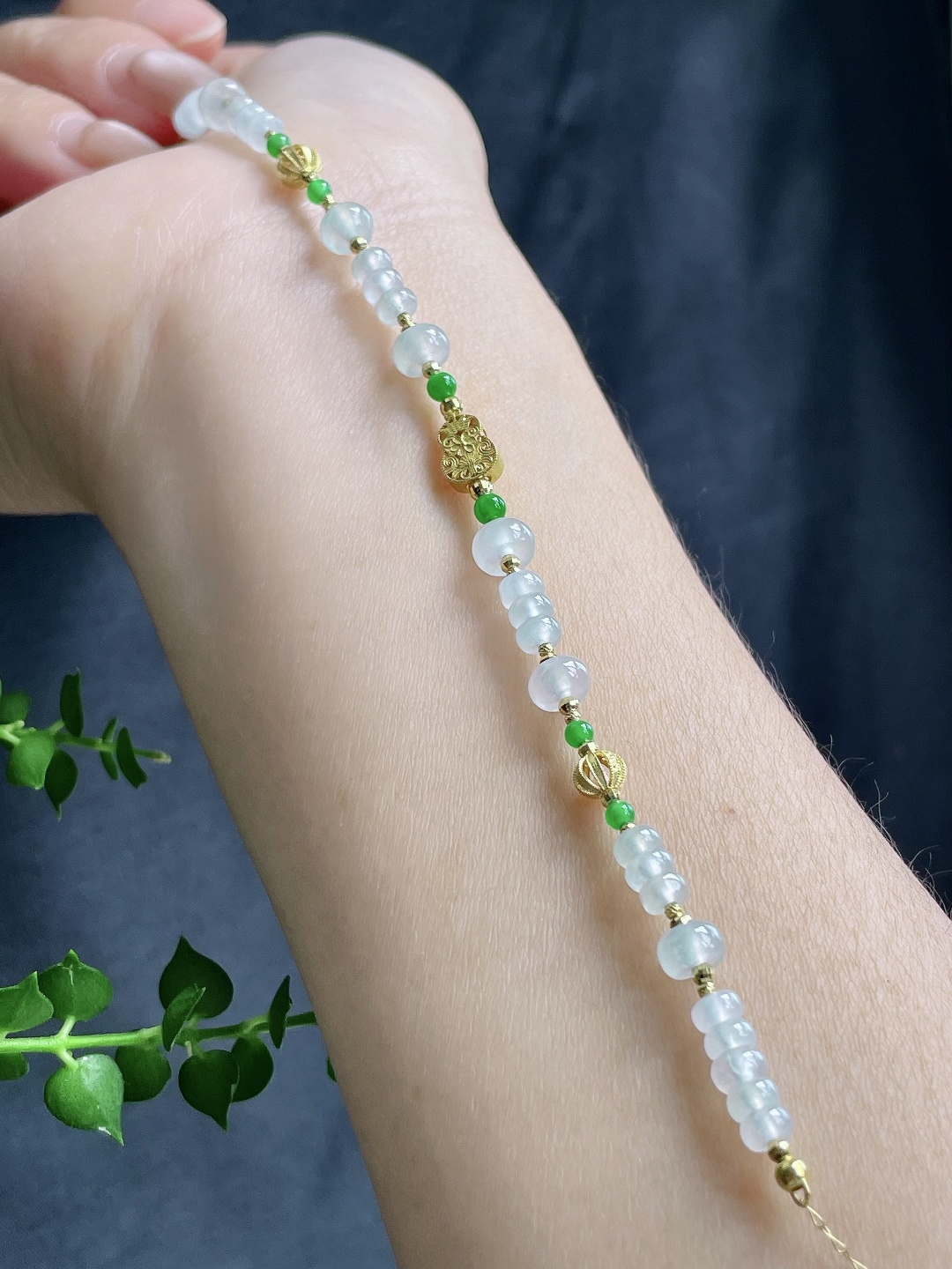 白冰珠子手串算盘珠手链，性比高，尺寸6-3.1mm，重量4.9克