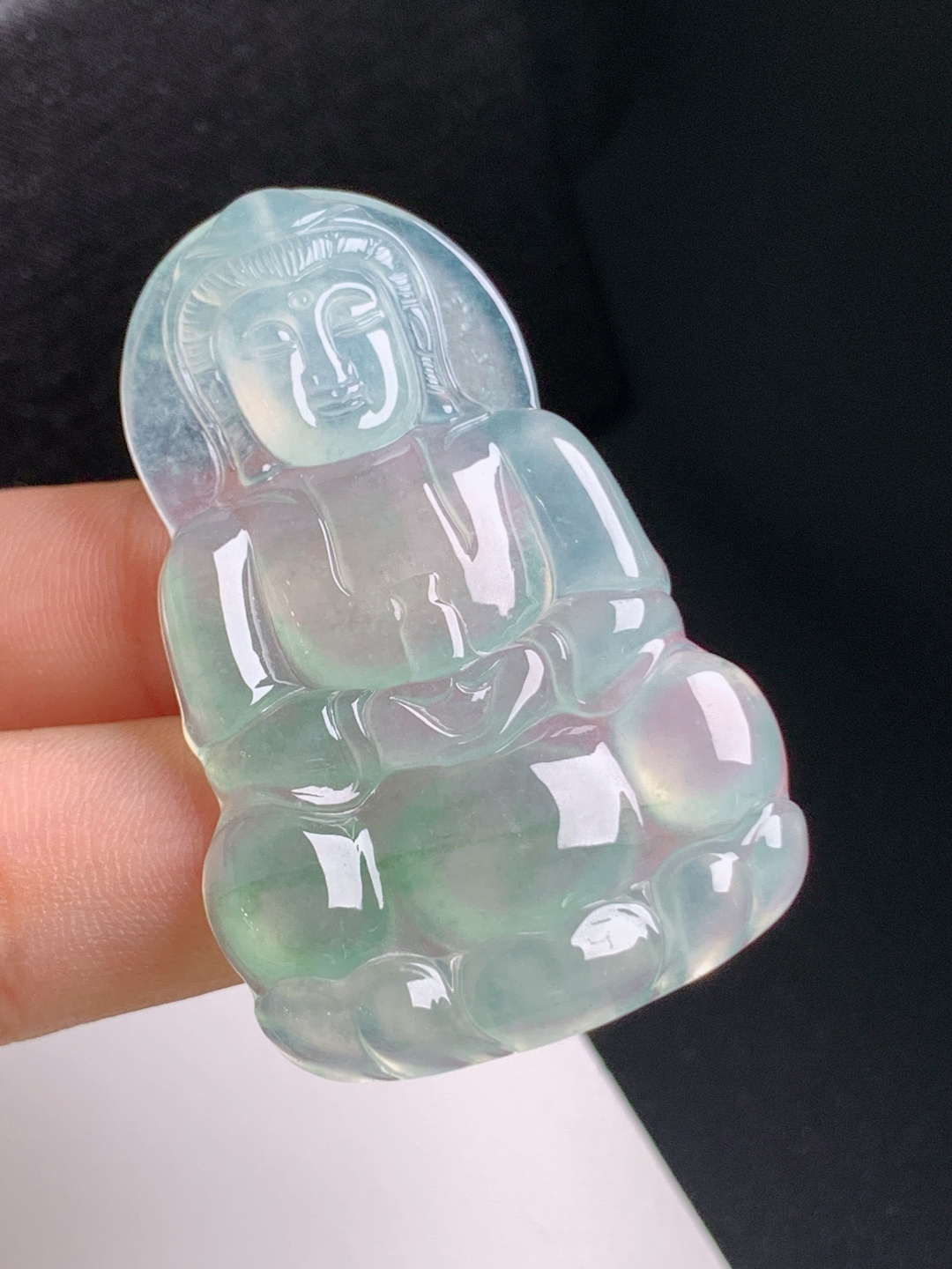 冰飘花观音，莹润通透，神态祥和，护佑平安