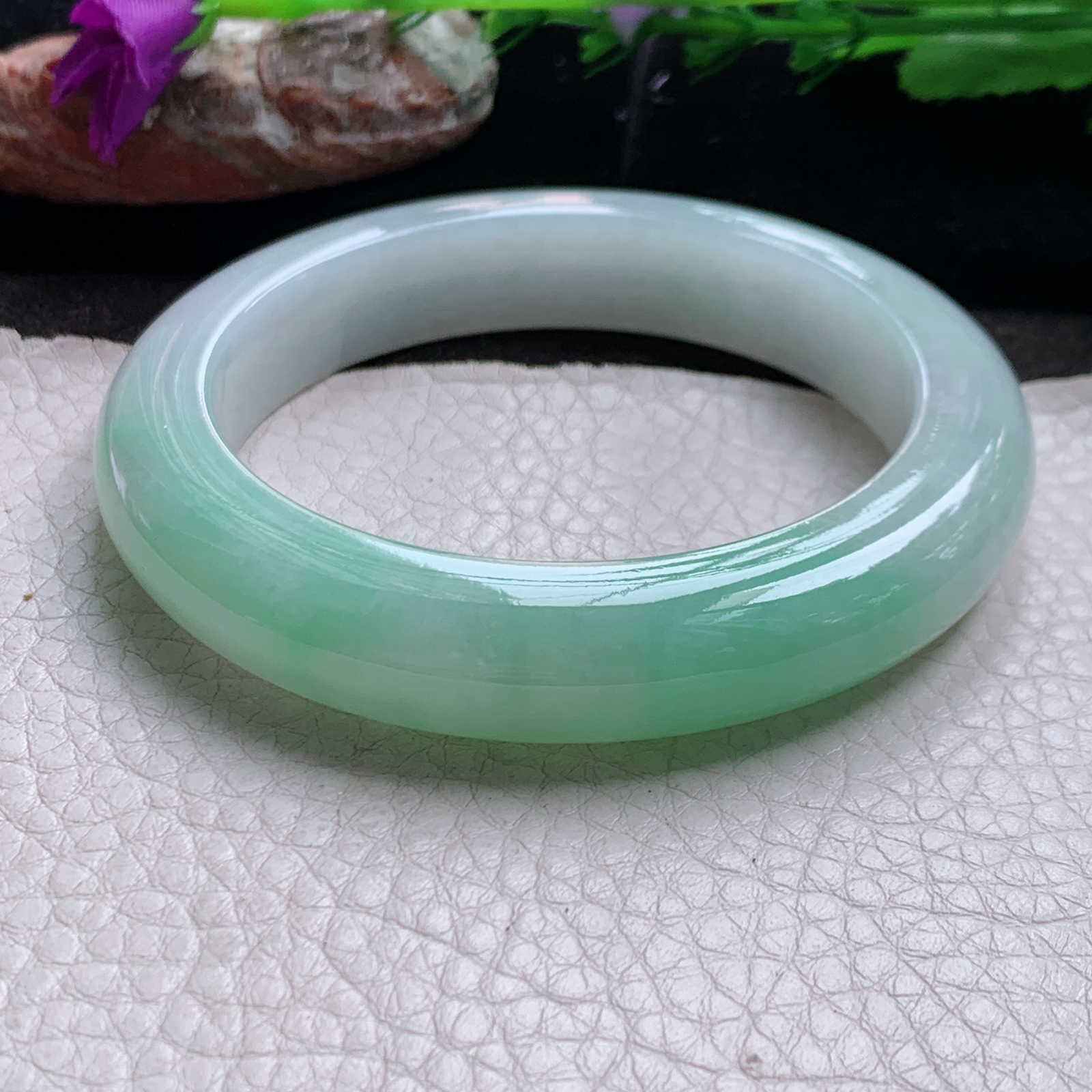 js自然光58*12.7*10.3招财镯 缅甸翡翠a货高品质半山水胶感宽边玉手镯