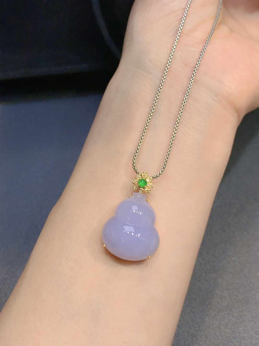 天然冰紫葫芦吊坠，形体好，水润光泽，18k真金真钻，21-18.6