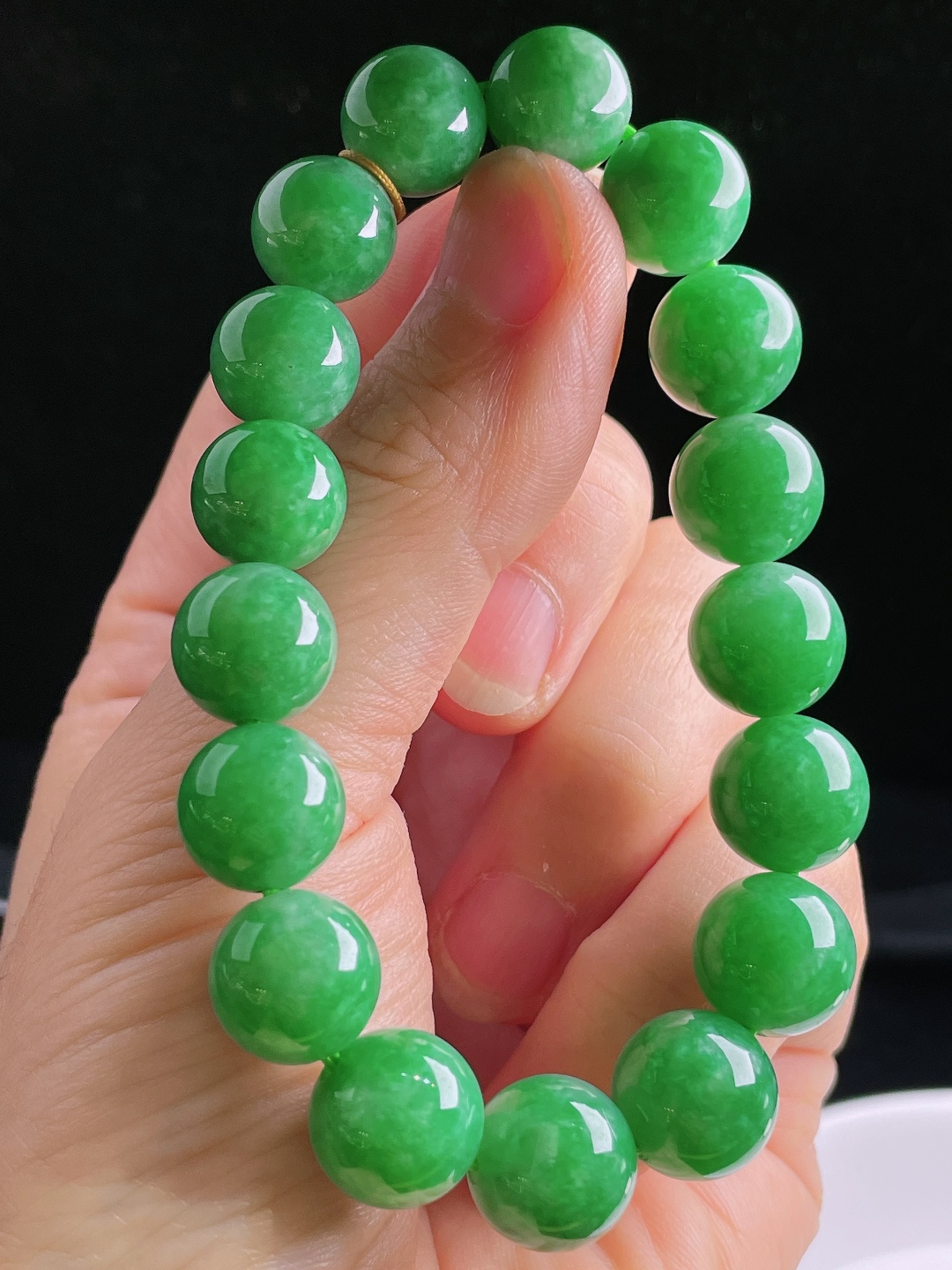 ️阳绿手串，老种起光，细底通透，尺寸：12.3mm0902