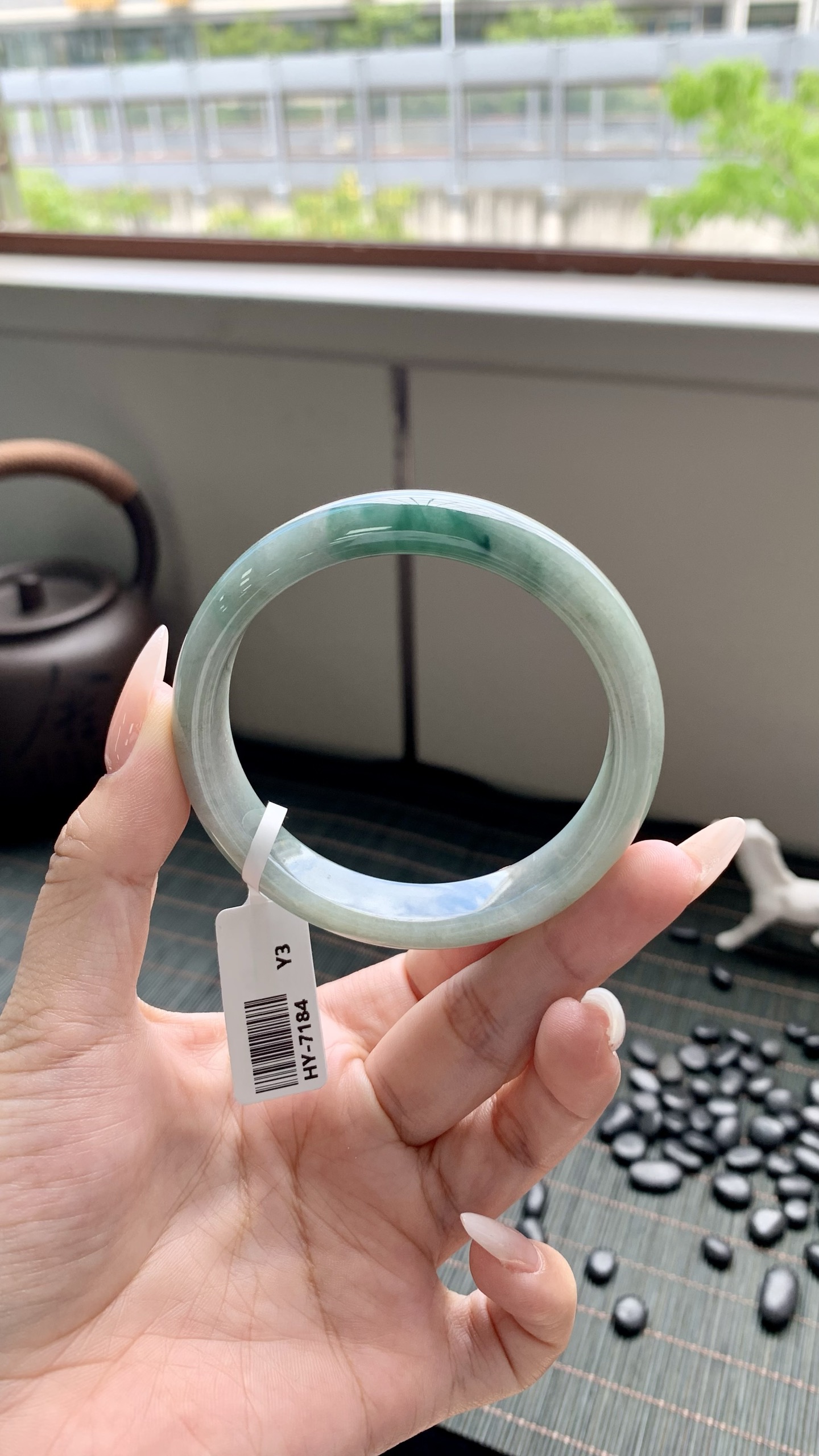 湖水绿飘花正圈成品 HY-7184 尺寸：56.5-12-7.5
