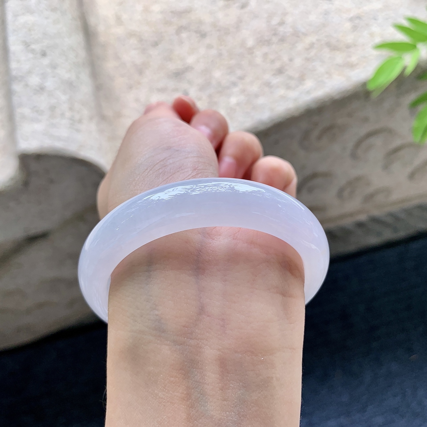 正圈52 53，细糯粉紫，水润，种老，细腻，无裂。