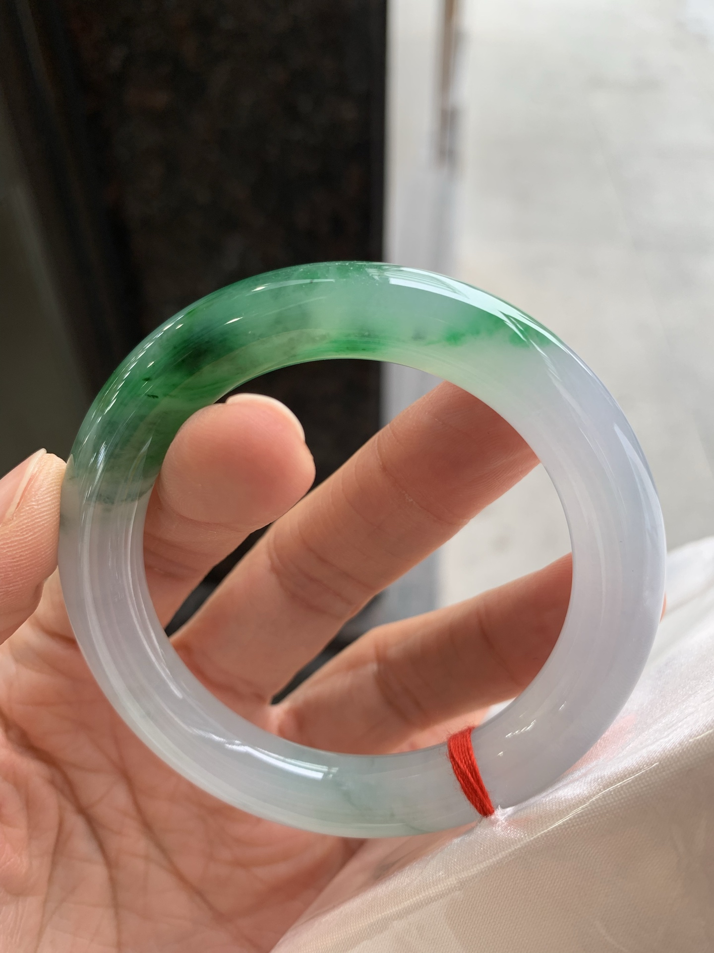 圆条冰飘绿 无裂 种色俱佳