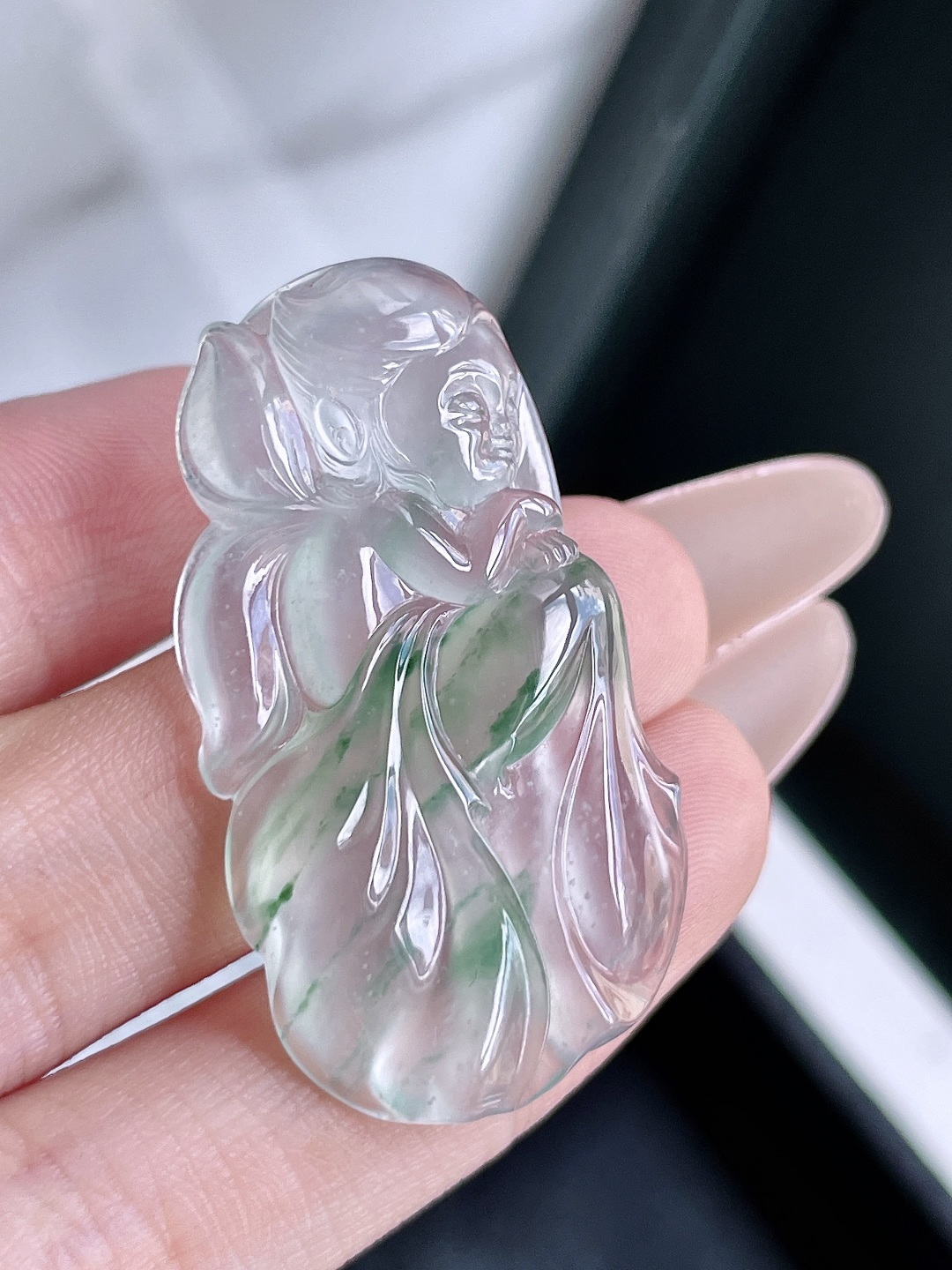 冰种飘花花仙子，无裂，裸石40.7/22.2/5.1