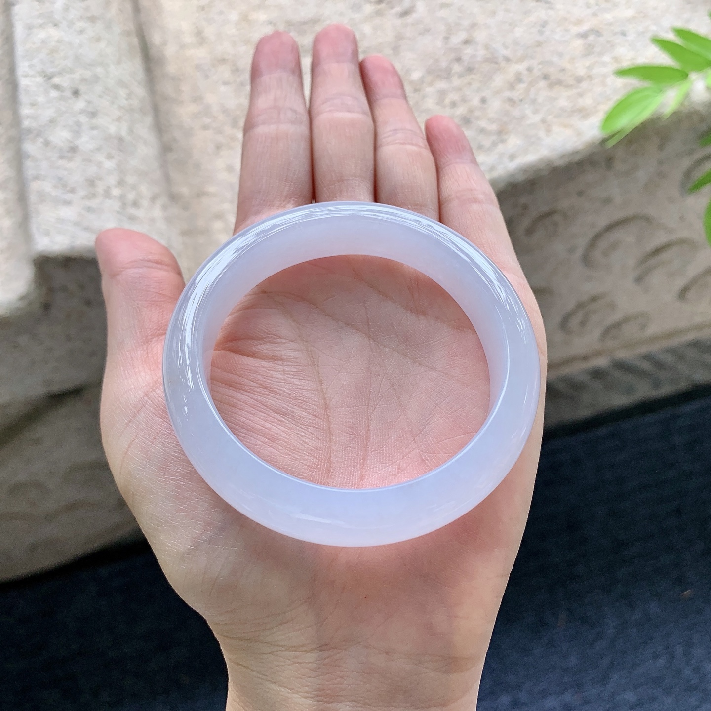 正圈52 53，细糯粉紫，水润，种老，细腻，无裂。