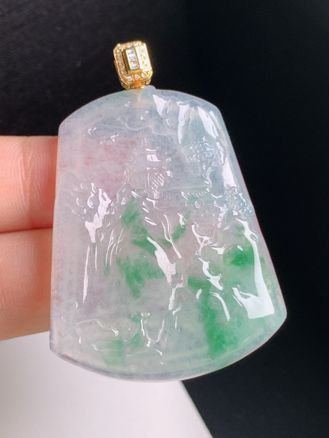 高冰飘绿山水牌吊坠，种老水足，意境悠远，前程锦绣，裸石44.1-33.9-5.551.7，08310