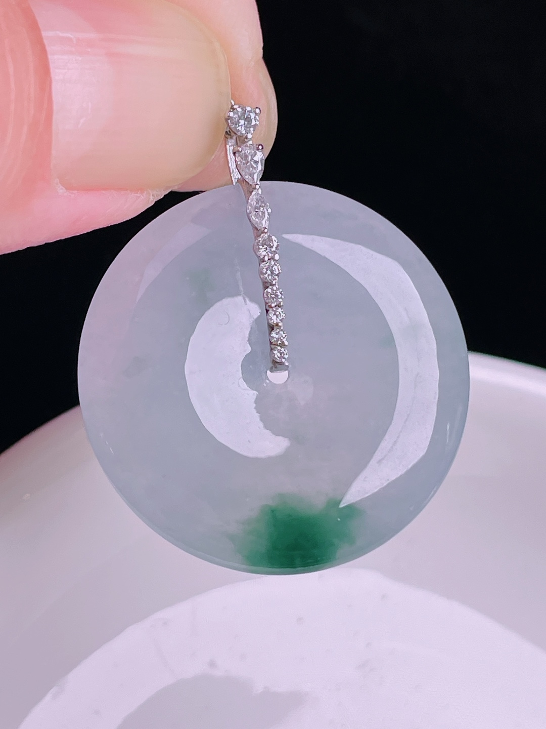 飘花平安扣，18k镶嵌，老种起光，细底通透，尺寸：33裸石28/5mm0902