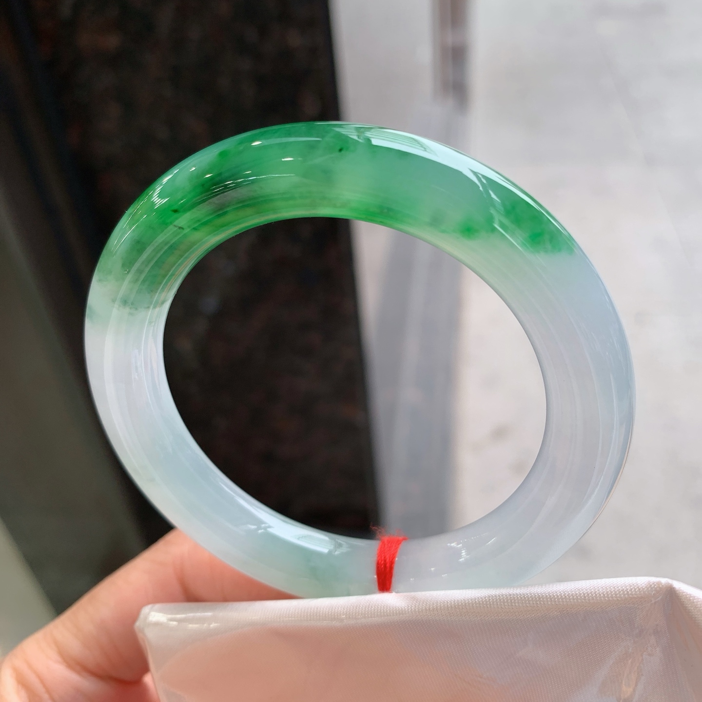 圆条冰飘绿 无裂 种色俱佳