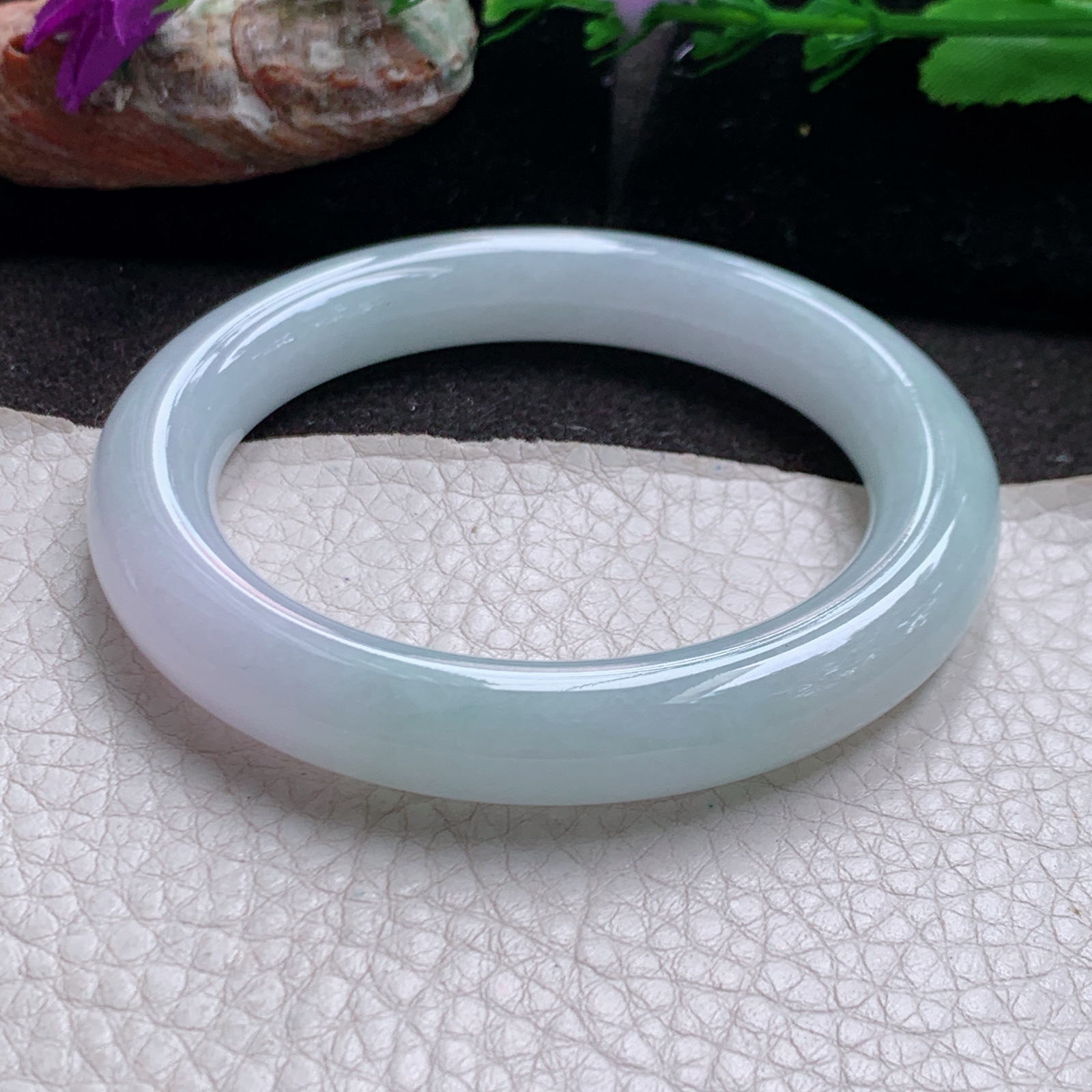 r自然光54*10.3美人镯 缅甸翡翠a货高品质纯美水润圆条玉手镯