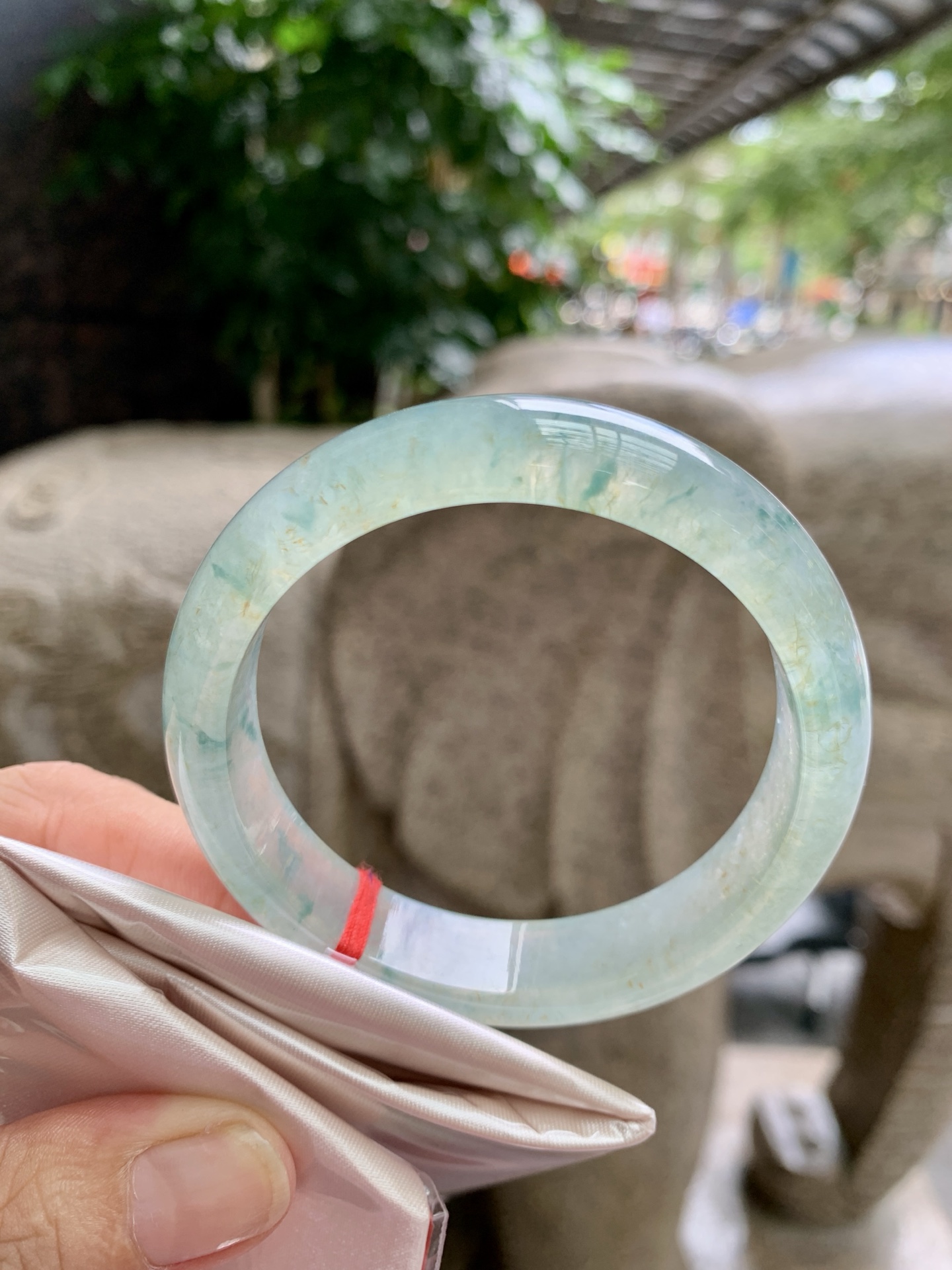 冰飘花正圈,0902-N1485,打灯内部细纹，不影响