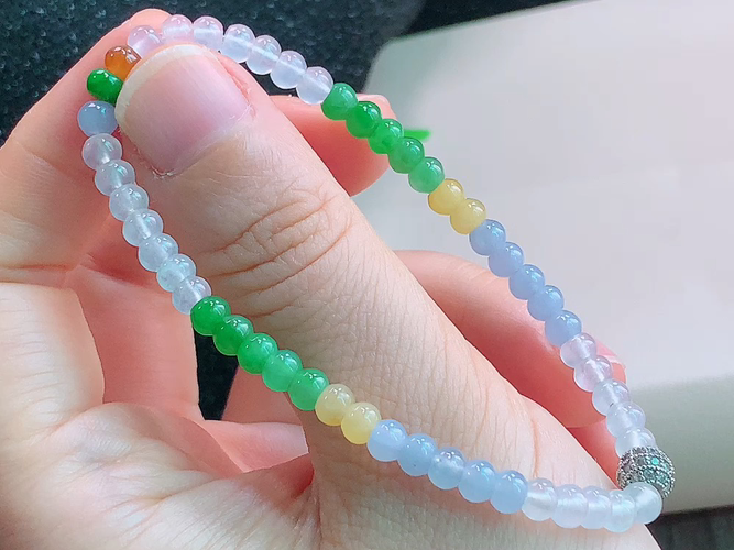 ️ 三彩手串，尺寸取一4.4-3.1mm，包A附证书