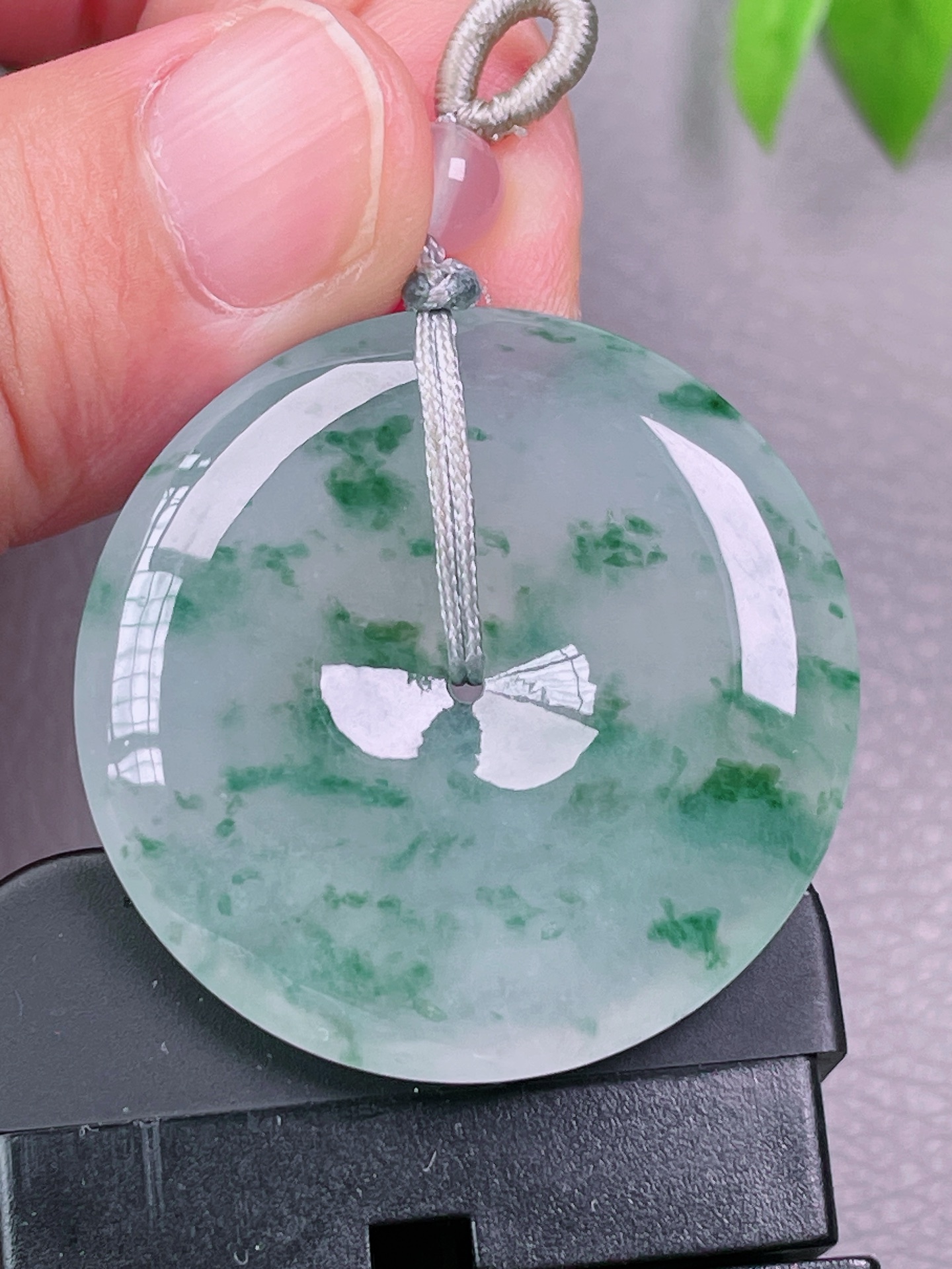 高冰种飘花平安扣，冰透水润，均匀精美，起荧光，尺寸：36-6.2