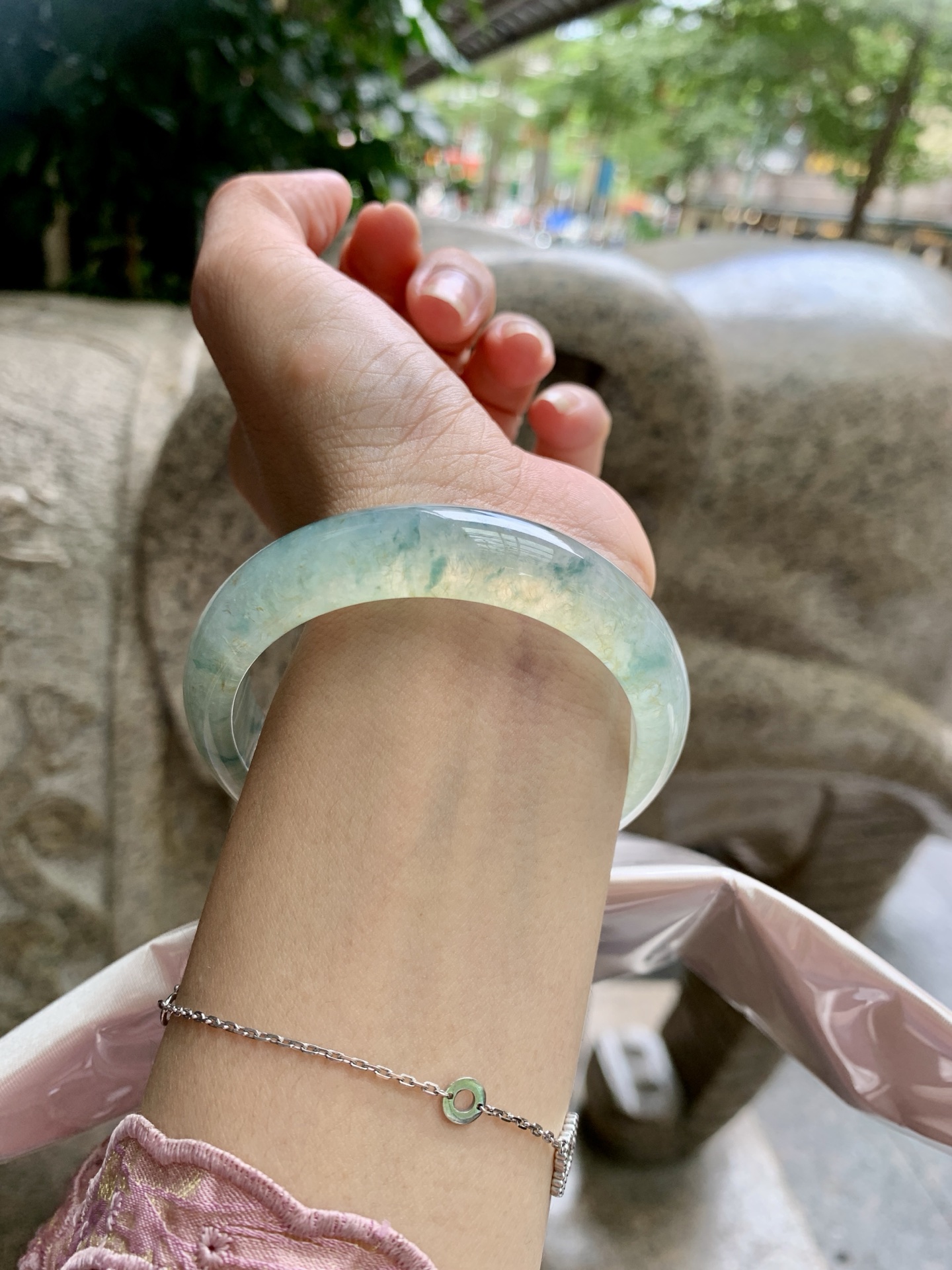 冰飘花正圈,0902-N1485,打灯内部细纹，不影响