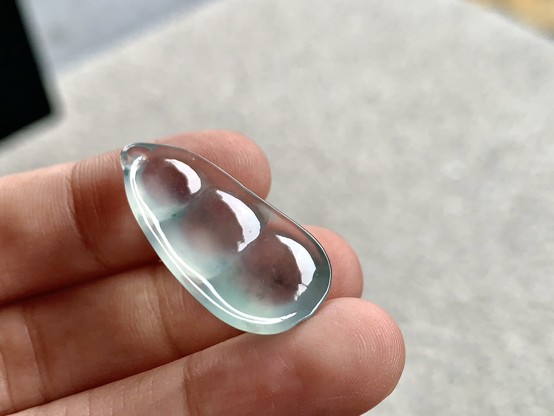 飘绿福豆，尺寸：27.2×14.4×6，玉韵悠然，藏之珍赏