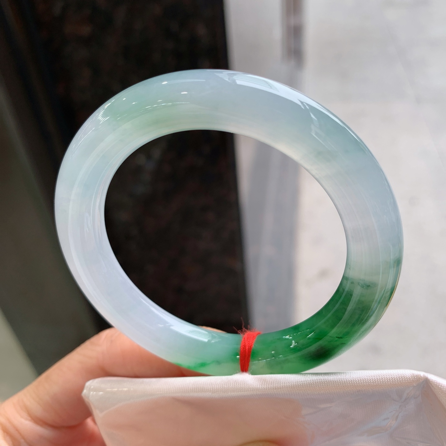 圆条冰飘绿 无裂 种色俱佳