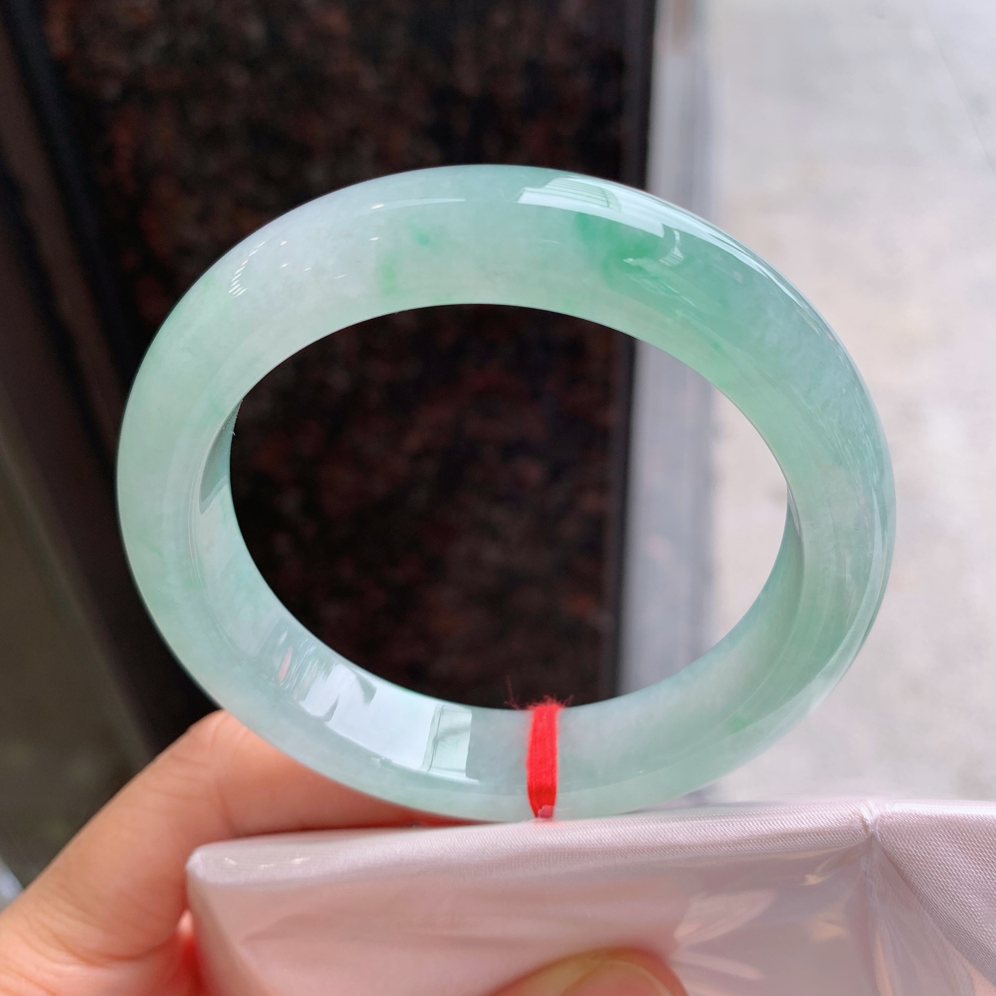 正圈冰飘绿 微纹 尺寸：57/12.5/9.1 清爽
