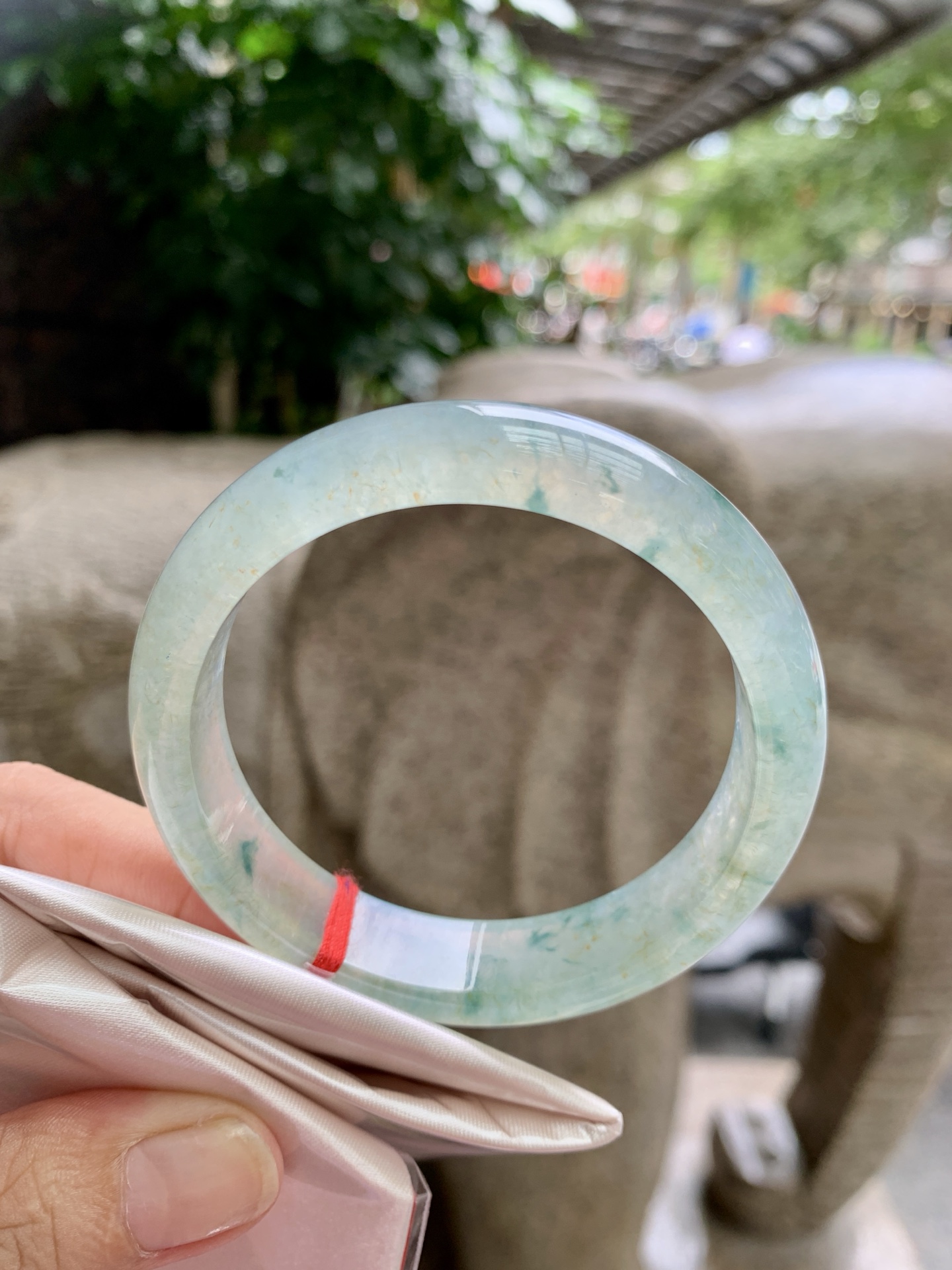 冰飘花正圈,0902-N1485,打灯内部细纹，不影响