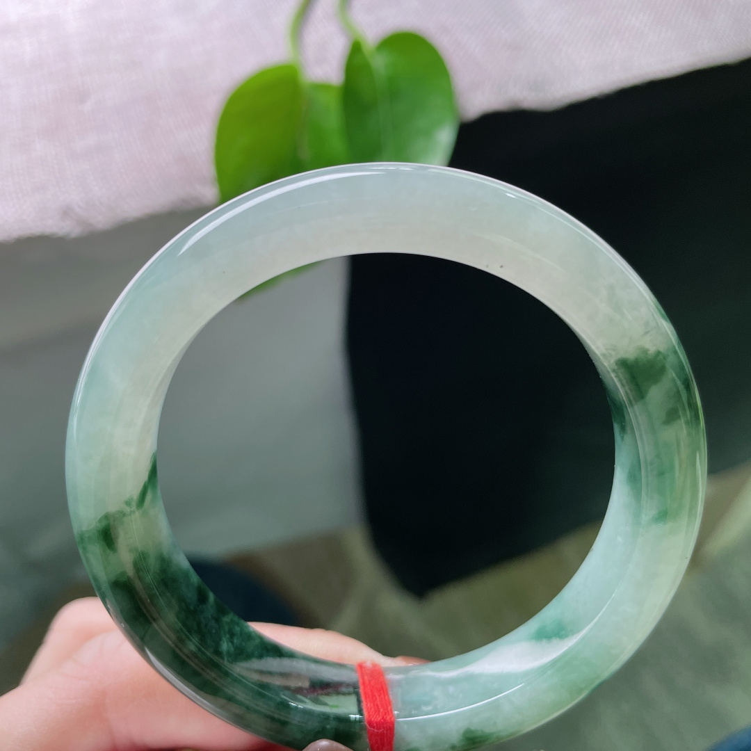 飘花正圈，冰润细腻，种老，悠悠的云里有淡淡的诗，深邃，贵气，无裂，ss58093a
