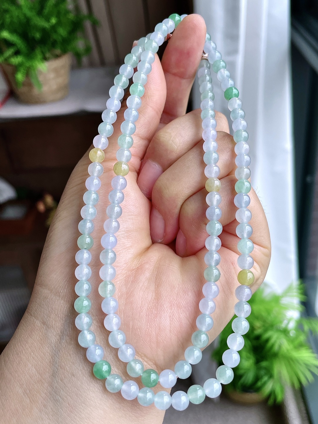 【珠子】冰多宝珠链圆珠珠子珠链【说明】性比高【尺寸】5.3-5.5mm 31cm【重量】34.5克