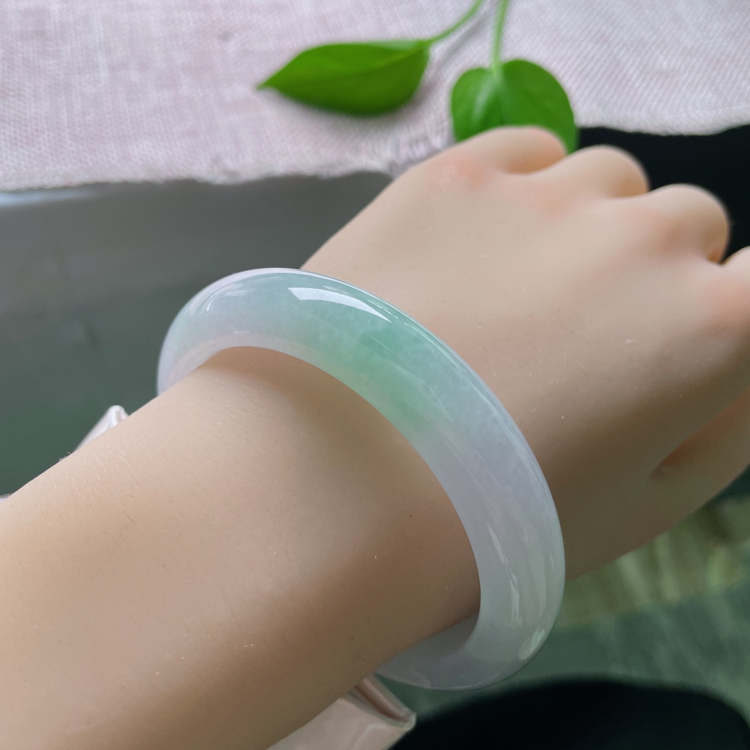 春彩正圈，冰润细腻，色彩斑斓，优雅大方，甜美，有棉线，ss57711a