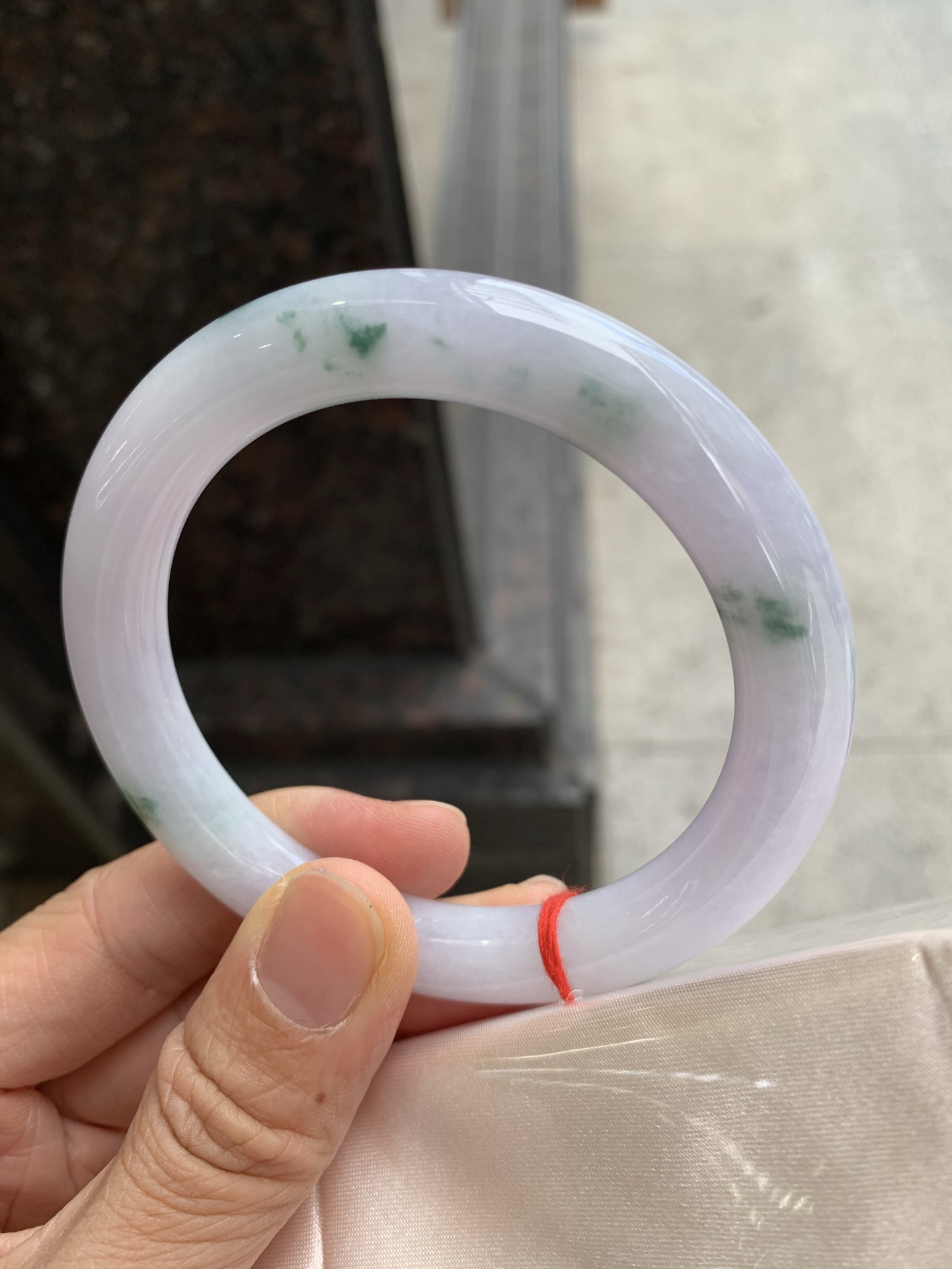 圆条紫底飘花,无裂,尺寸：60/10.5,大圈口