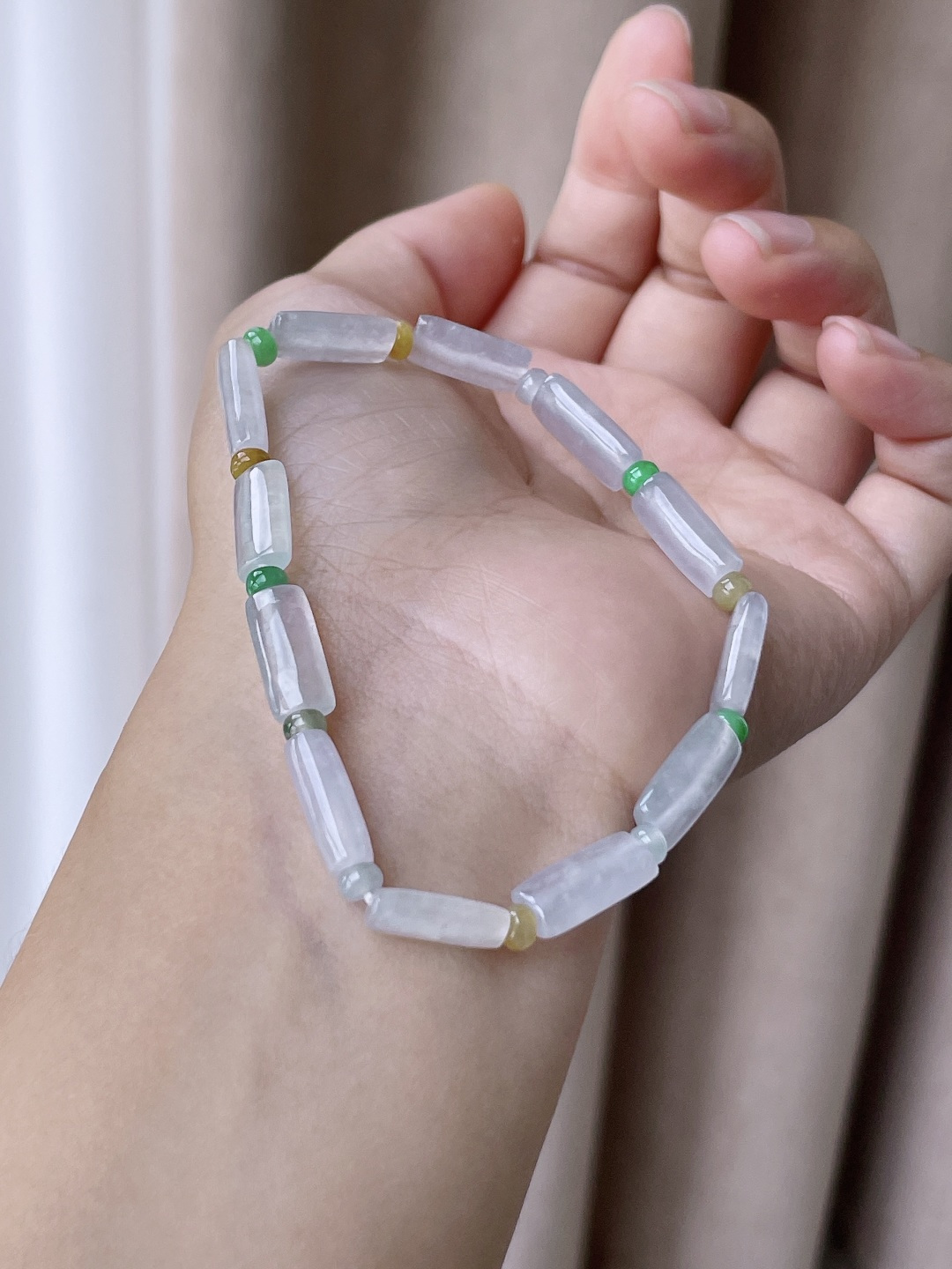 白冰手串桶珠珠子手串,性比高