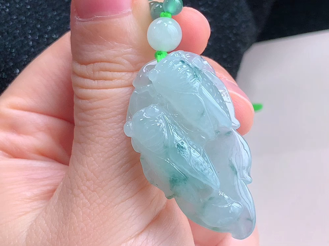 一鸣惊人+珠链，尺寸取一41.6-22.3-11.8/4.2mm，包A附证书