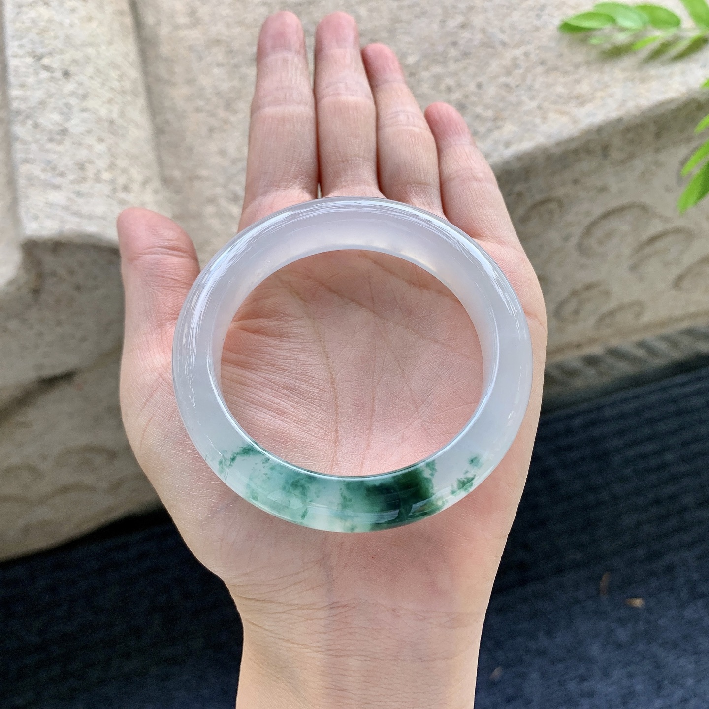 正圈51 52，圈口52.2/12.4/8.6，编码G9090441，冰糯飘花，水润，种老，细腻，打
