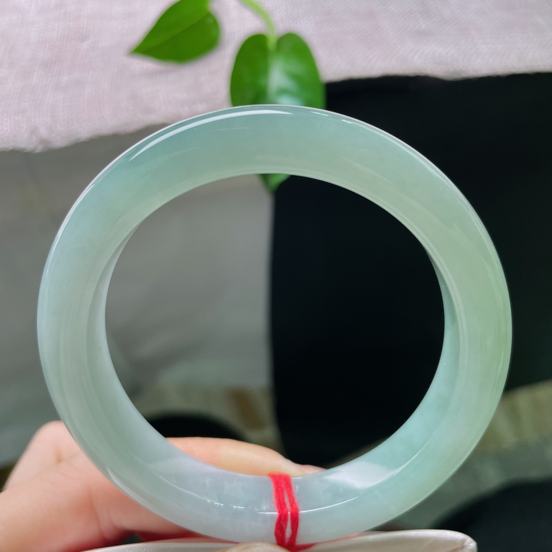 淡绿底正圈，肉质细腻干净，芙蓉肉，清浅伊人，种老，无裂，ss55442a
