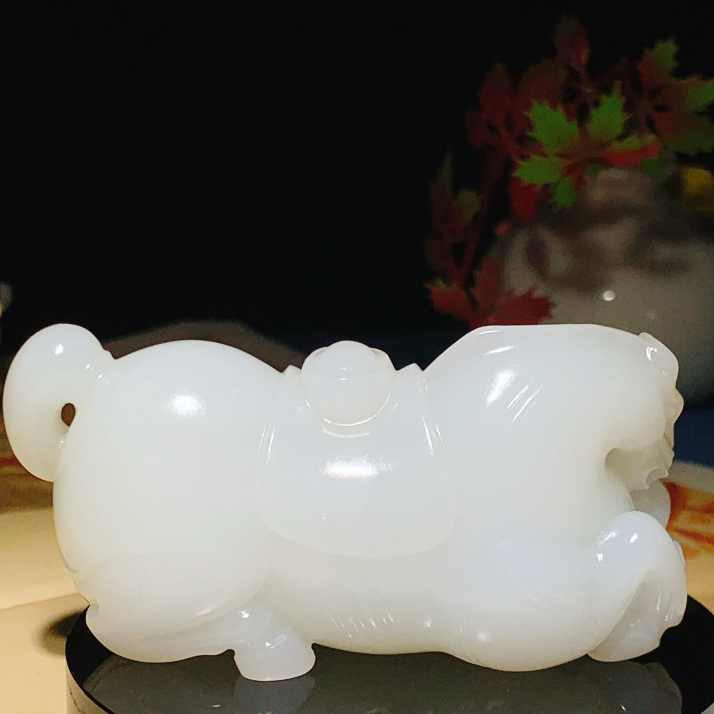 新疆和田玉羊脂白玉马到成功马把件！尺寸73/30/37重148.5克 玉质细腻油润。手推出油。佩戴高端典雅。lt260902