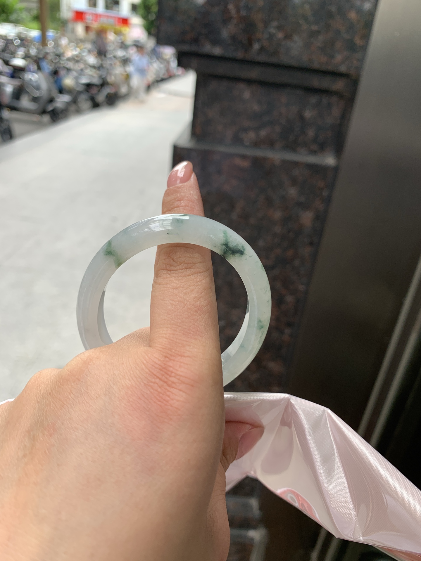 飘花贵妃,打灯细纹，一丢丢不影响