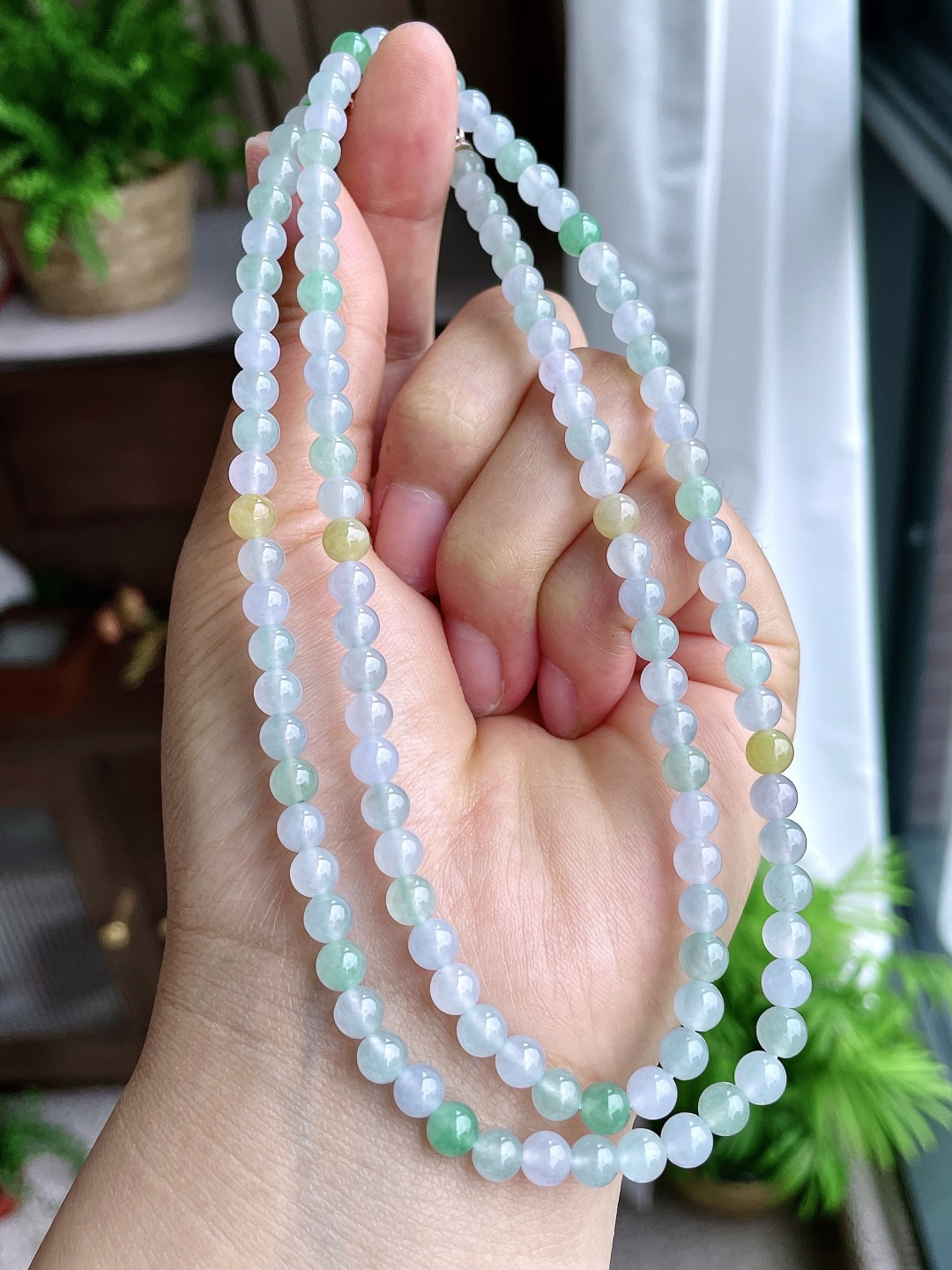 【珠子】冰多宝珠链圆珠珠子珠链【说明】性比高【尺寸】5.3-5.5mm 31cm【重量】34.5克