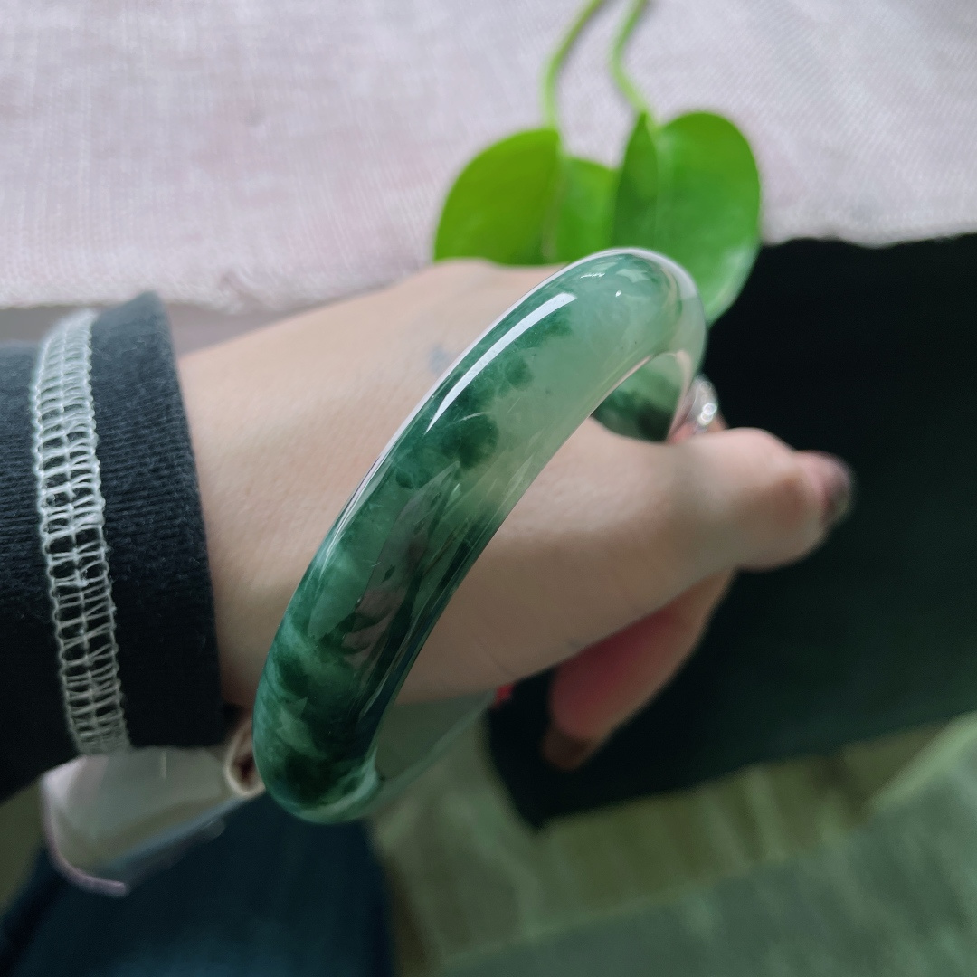 飘花正圈，冰润细腻，种老，悠悠的云里有淡淡的诗，深邃，贵气，无裂，ss58093a